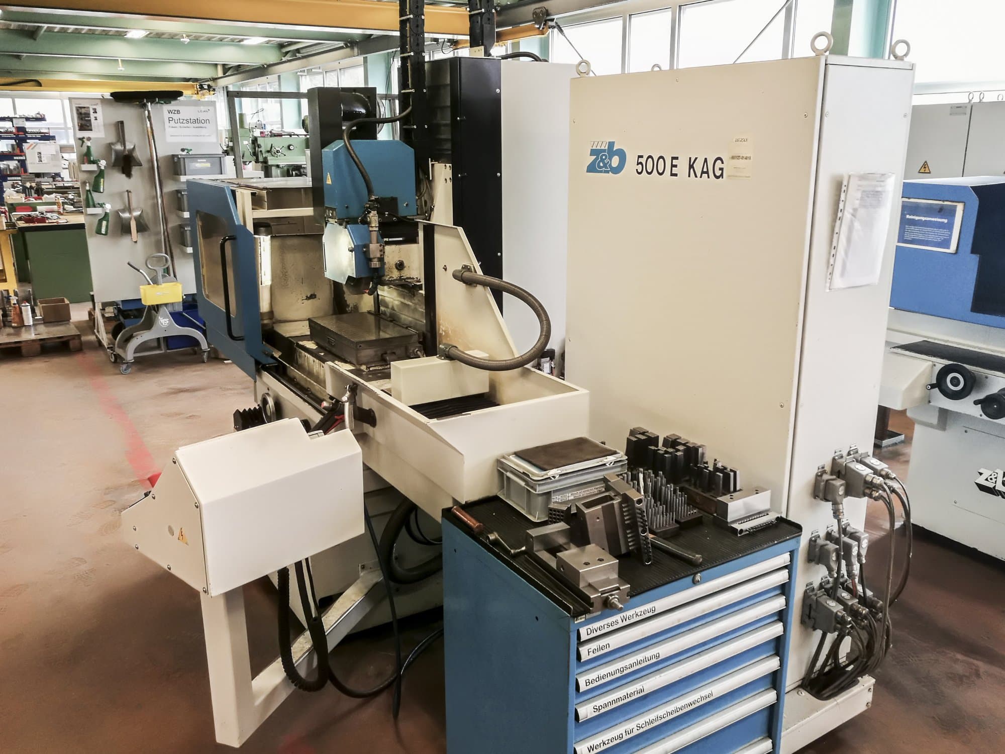 Rechte Ansicht der ZIERSCH & BALTRUSCH STARLINE 500E Maschine