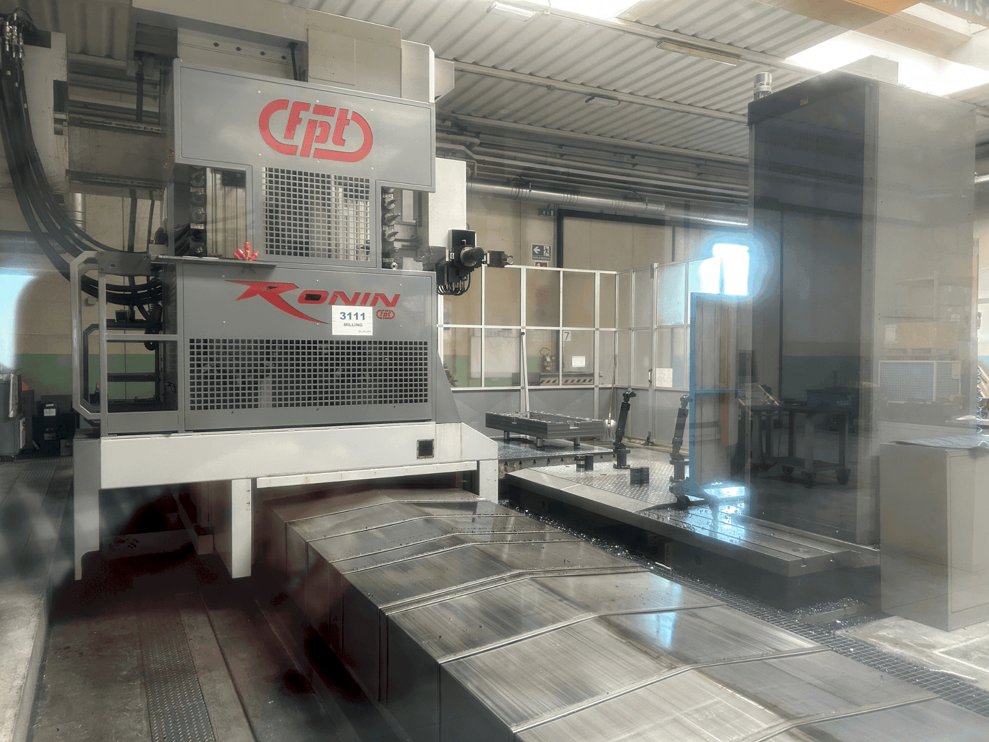 Frontansicht der FPT Ronin Maschine