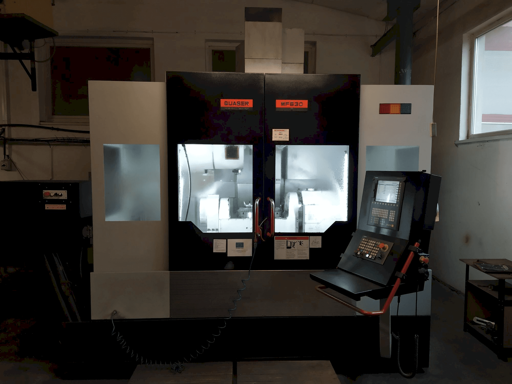 Frontansicht der Quaser MF 630C Maschine