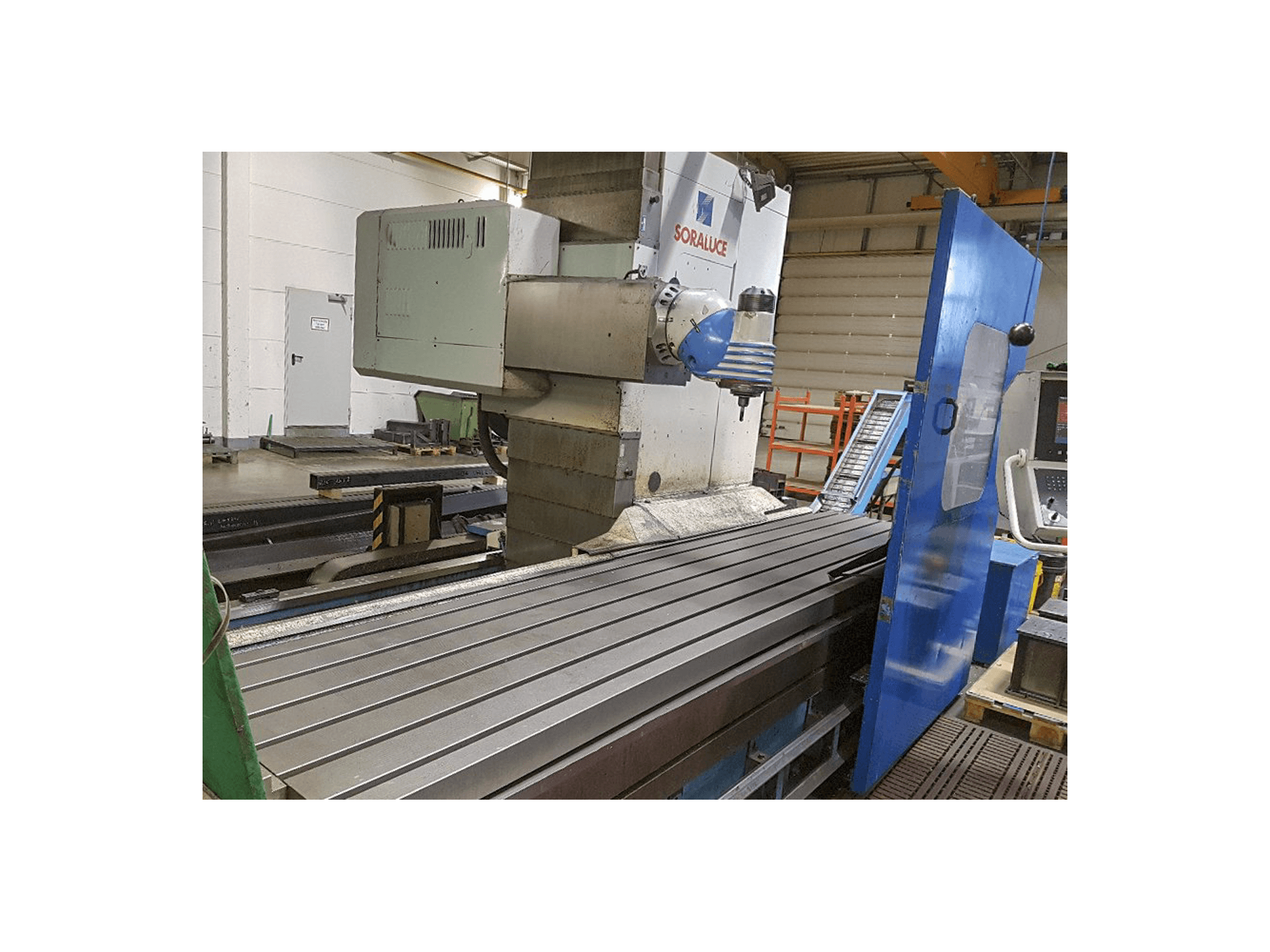 Linke Ansicht der Soraluce SL-4000 Maschine