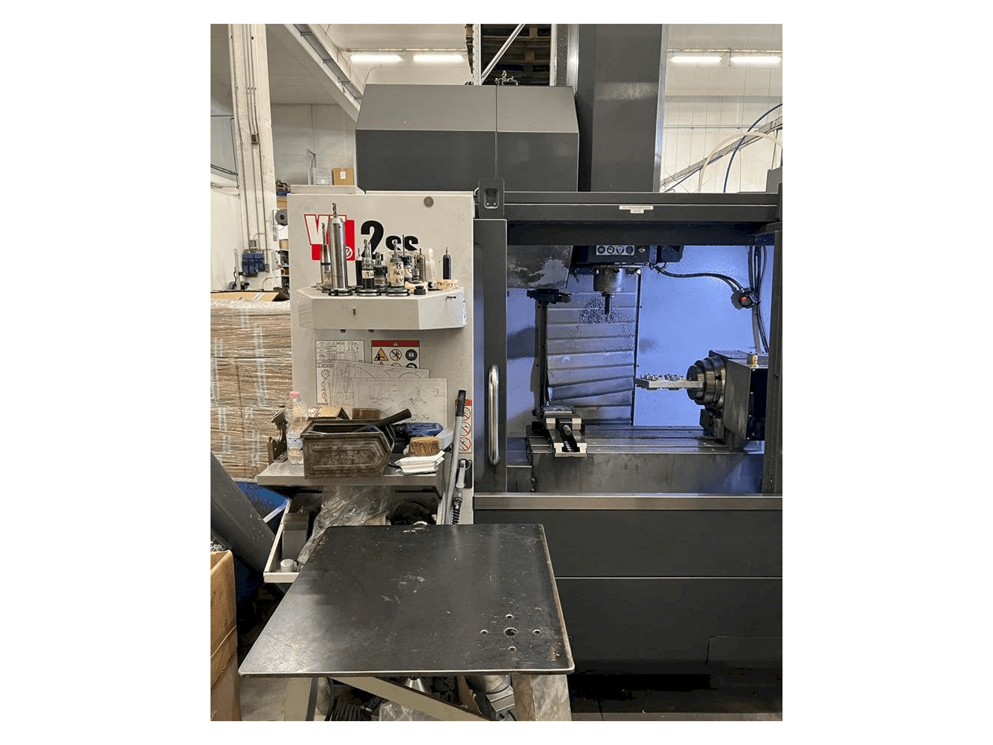 Frontansicht der HAAS VF-2SS Maschine