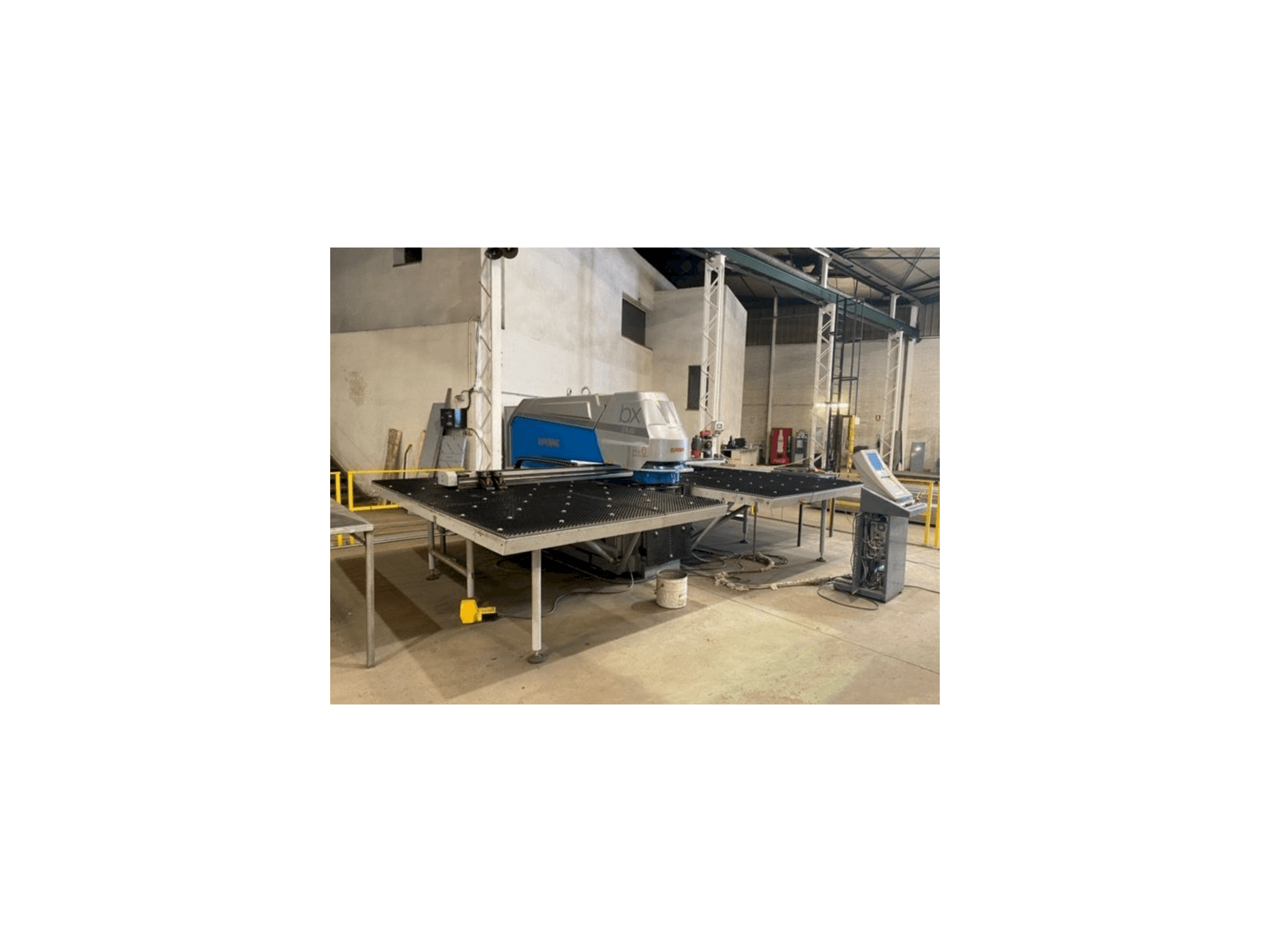 Frontansicht der Euromac Mbx6 Plus Maschine