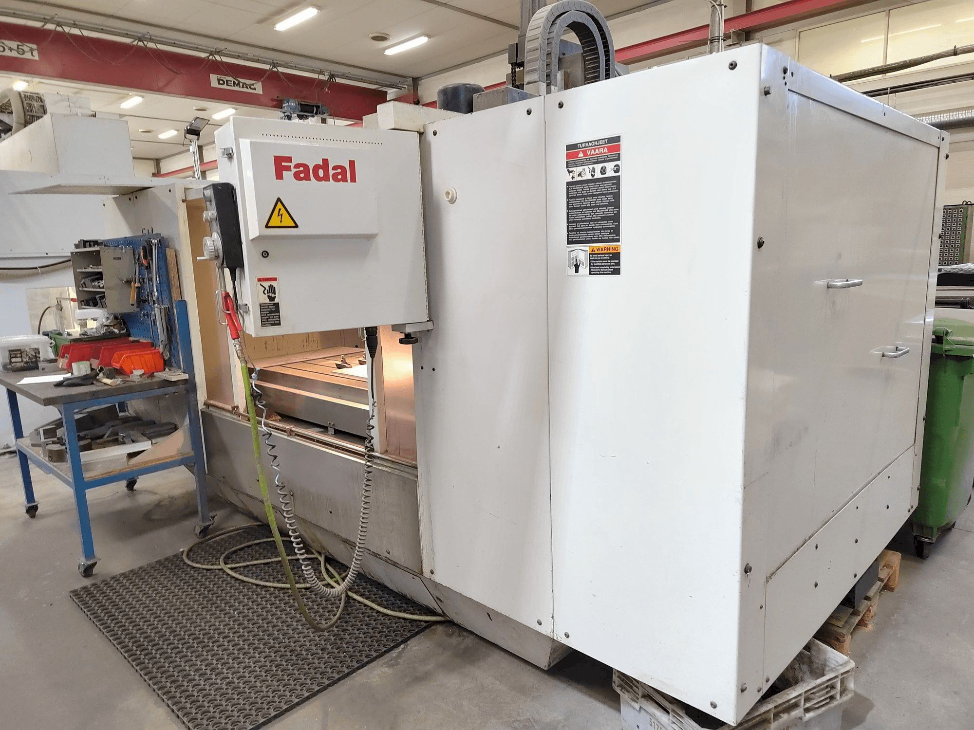 Frontansicht der FADAL VMC 6030HT Maschine
