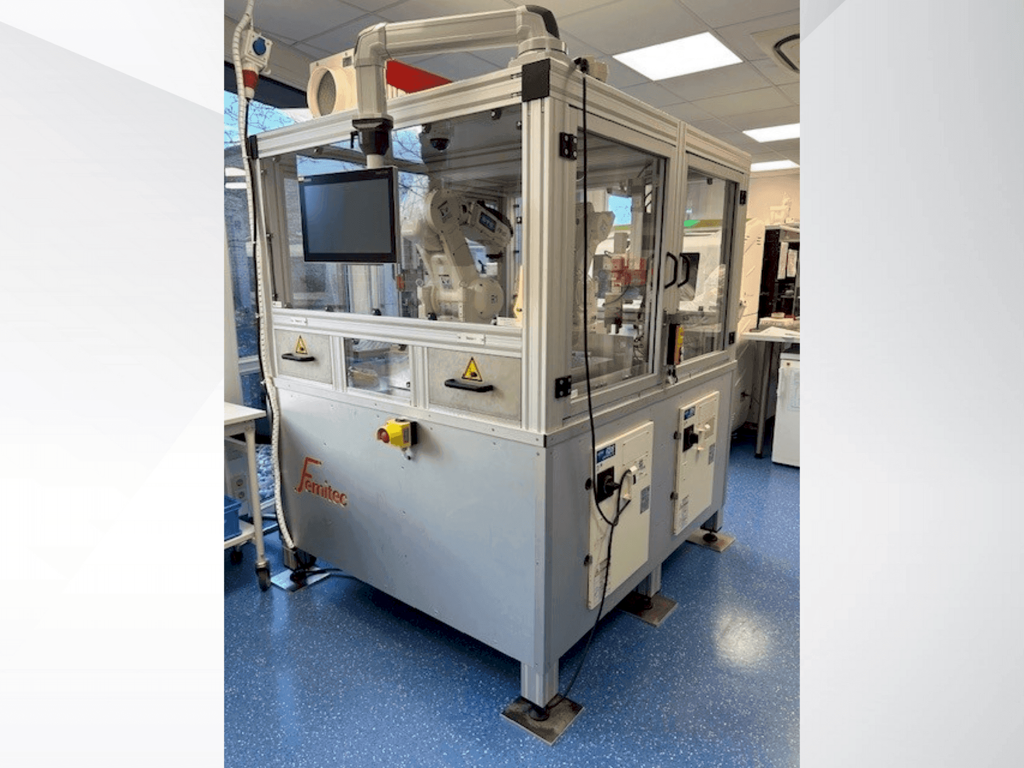 Frontansicht der FEMITEC 134101 Maschine