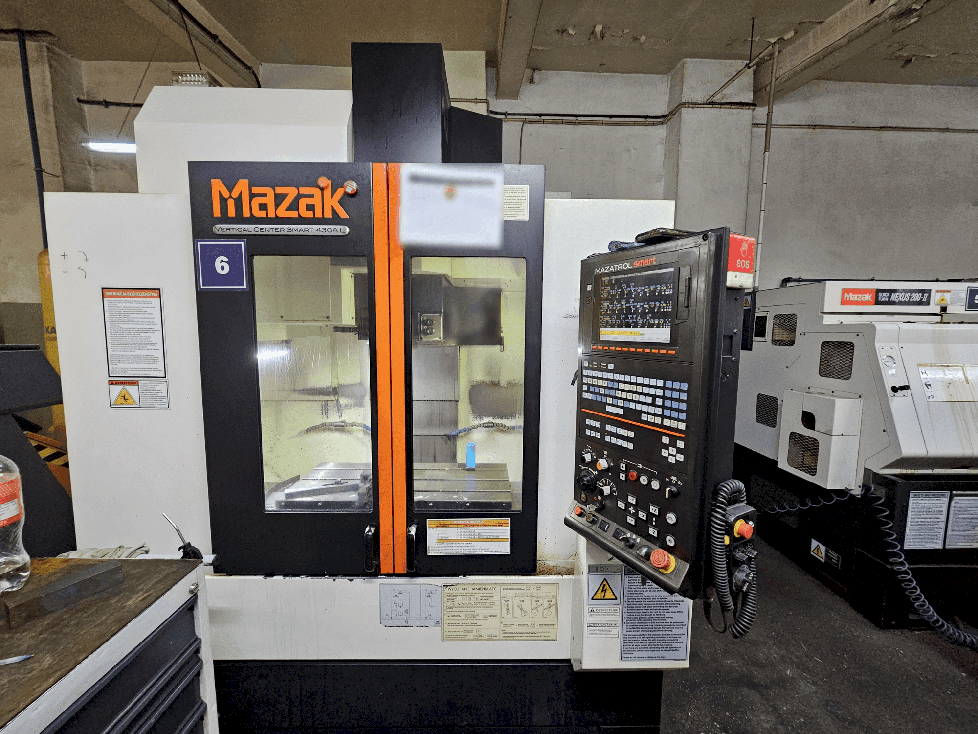 Frontansicht der Mazak VCS 430A L Maschine