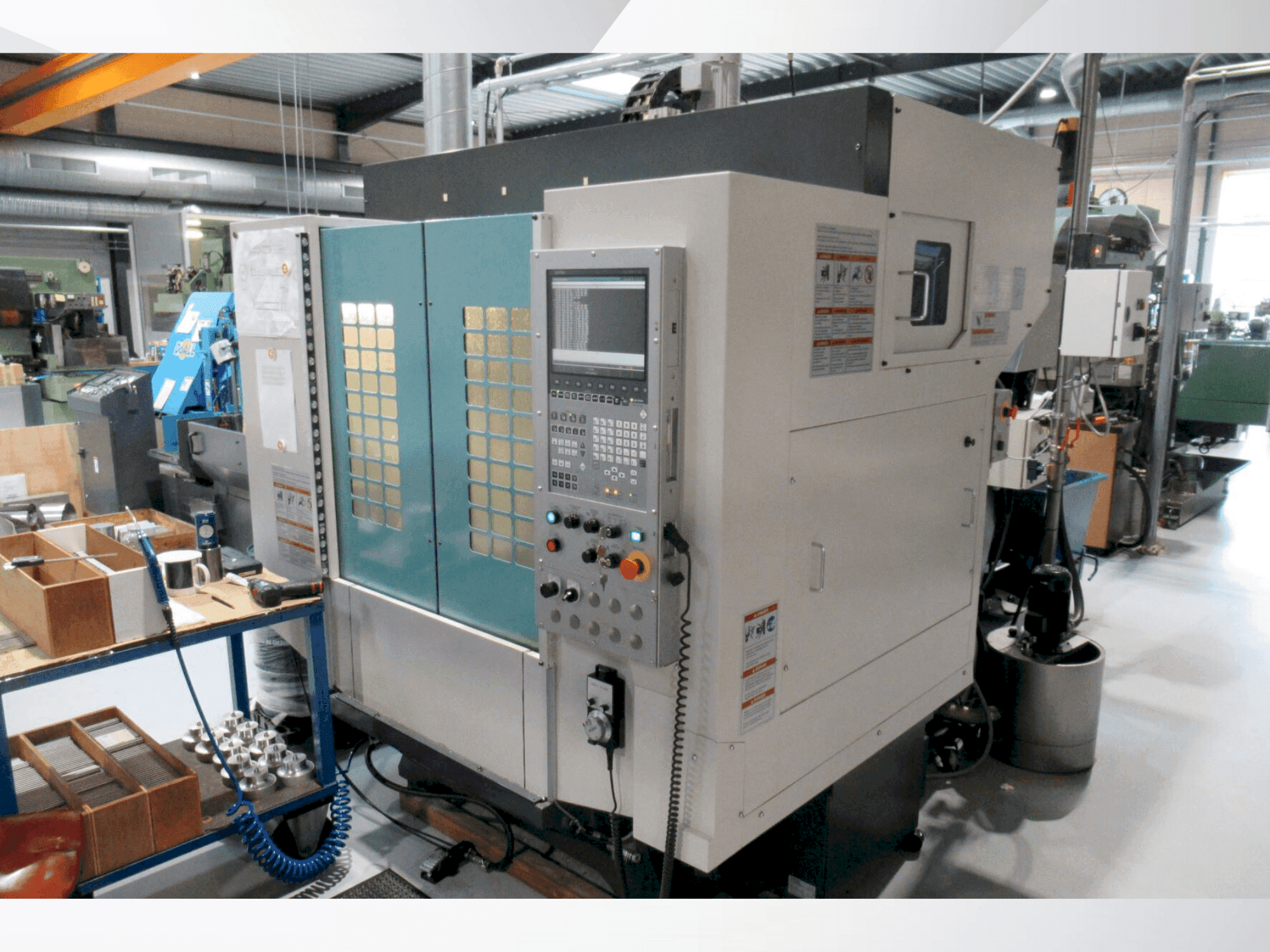 Frontansicht der Brother TC-22B-O Maschine