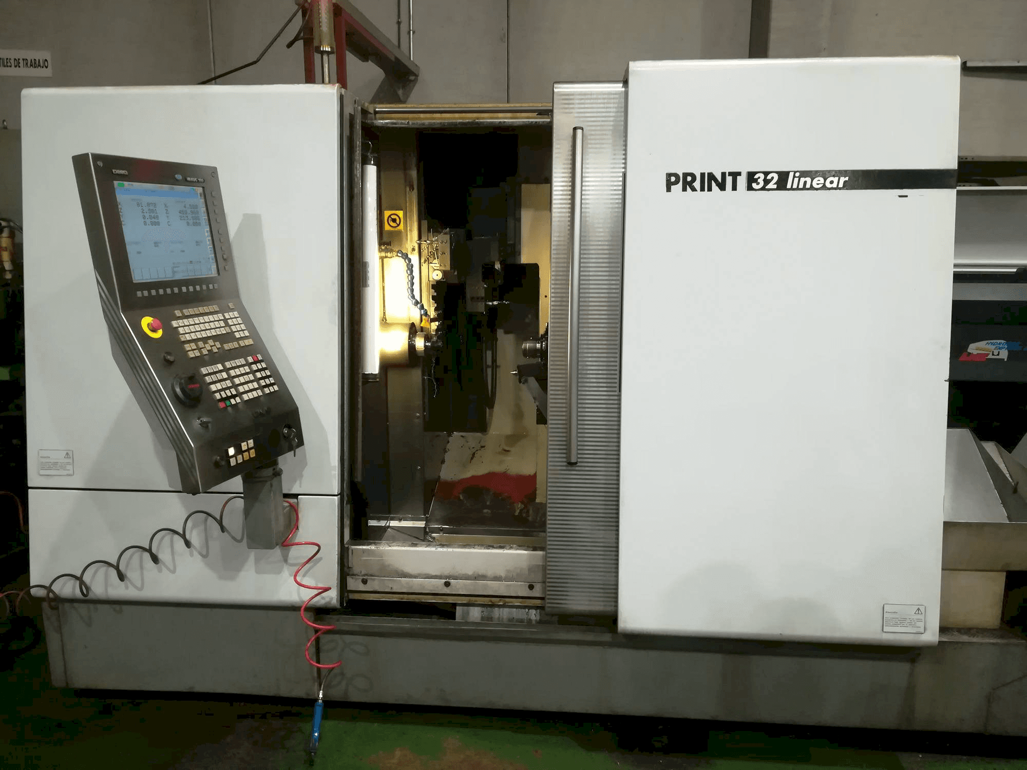 Frontansicht der Gildemeister Sprint 32 linear Maschine