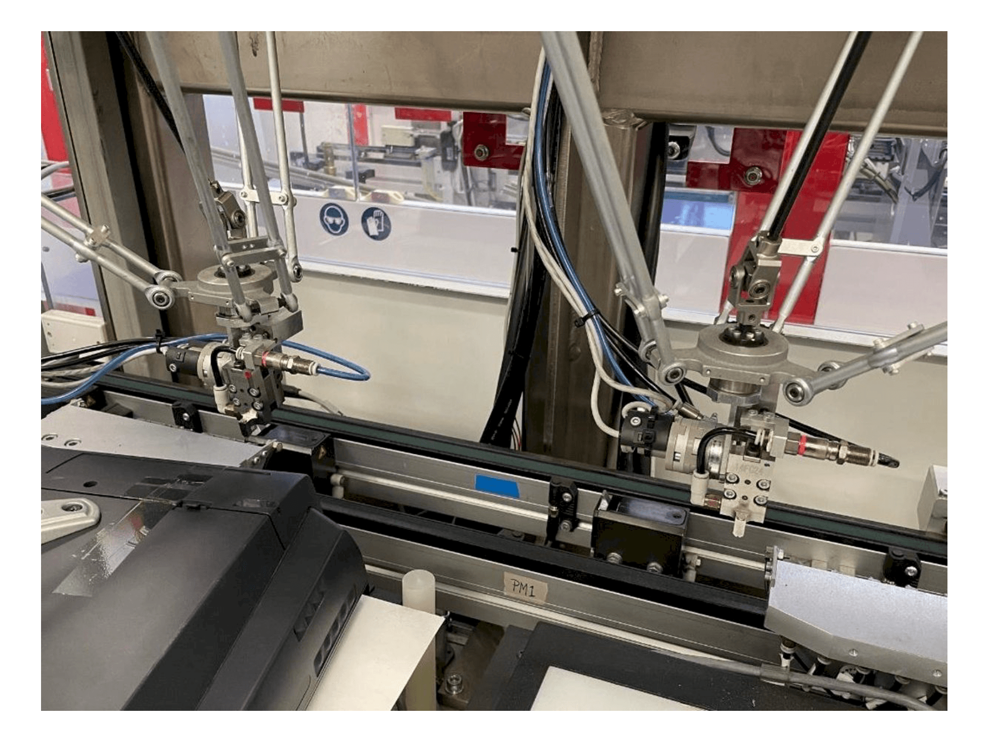 Frontansicht der IMS Tattoo Assembly Line Maschine