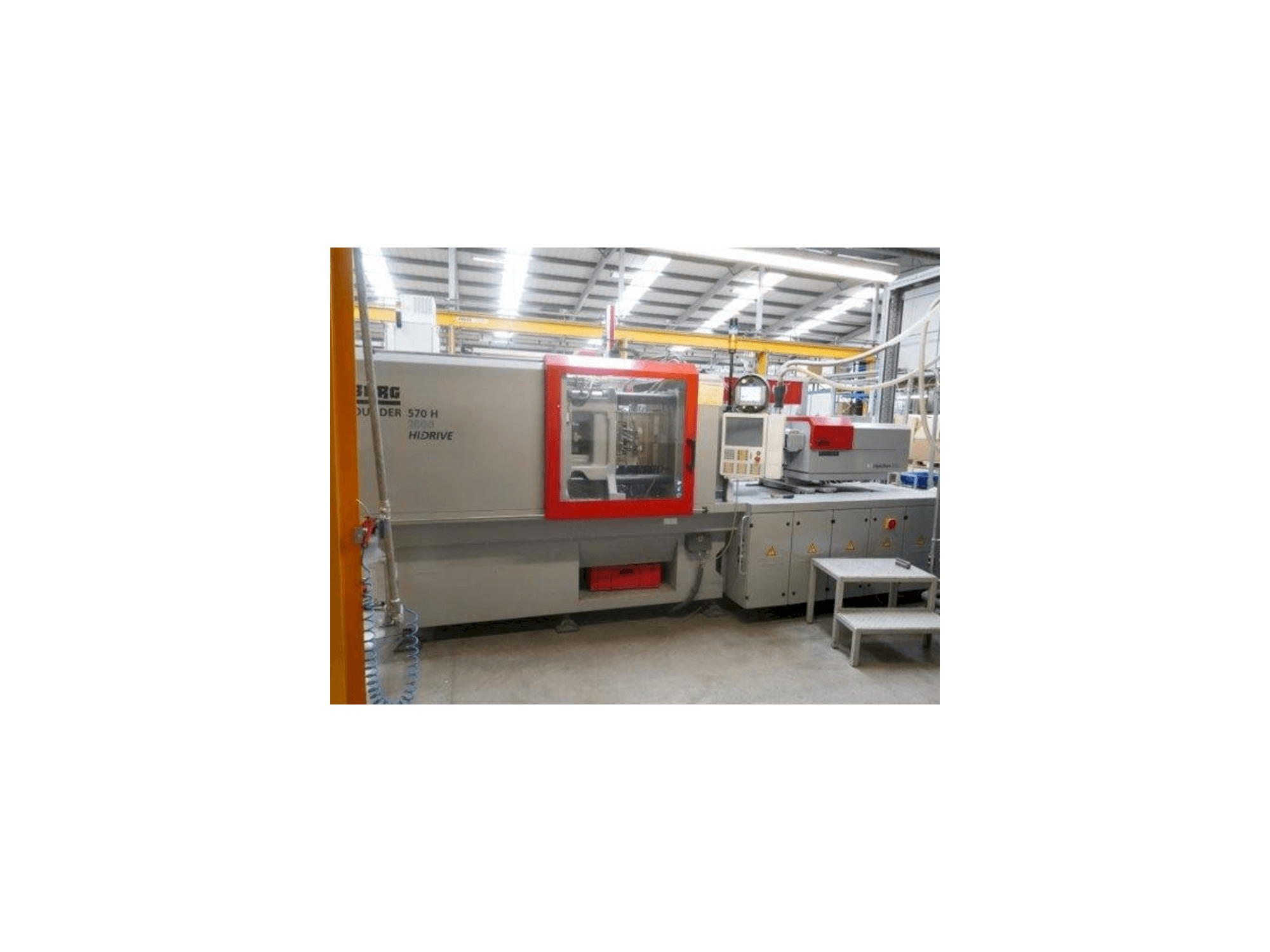 Frontansicht der Arburg Allrounder 570H 2000-800 Maschine