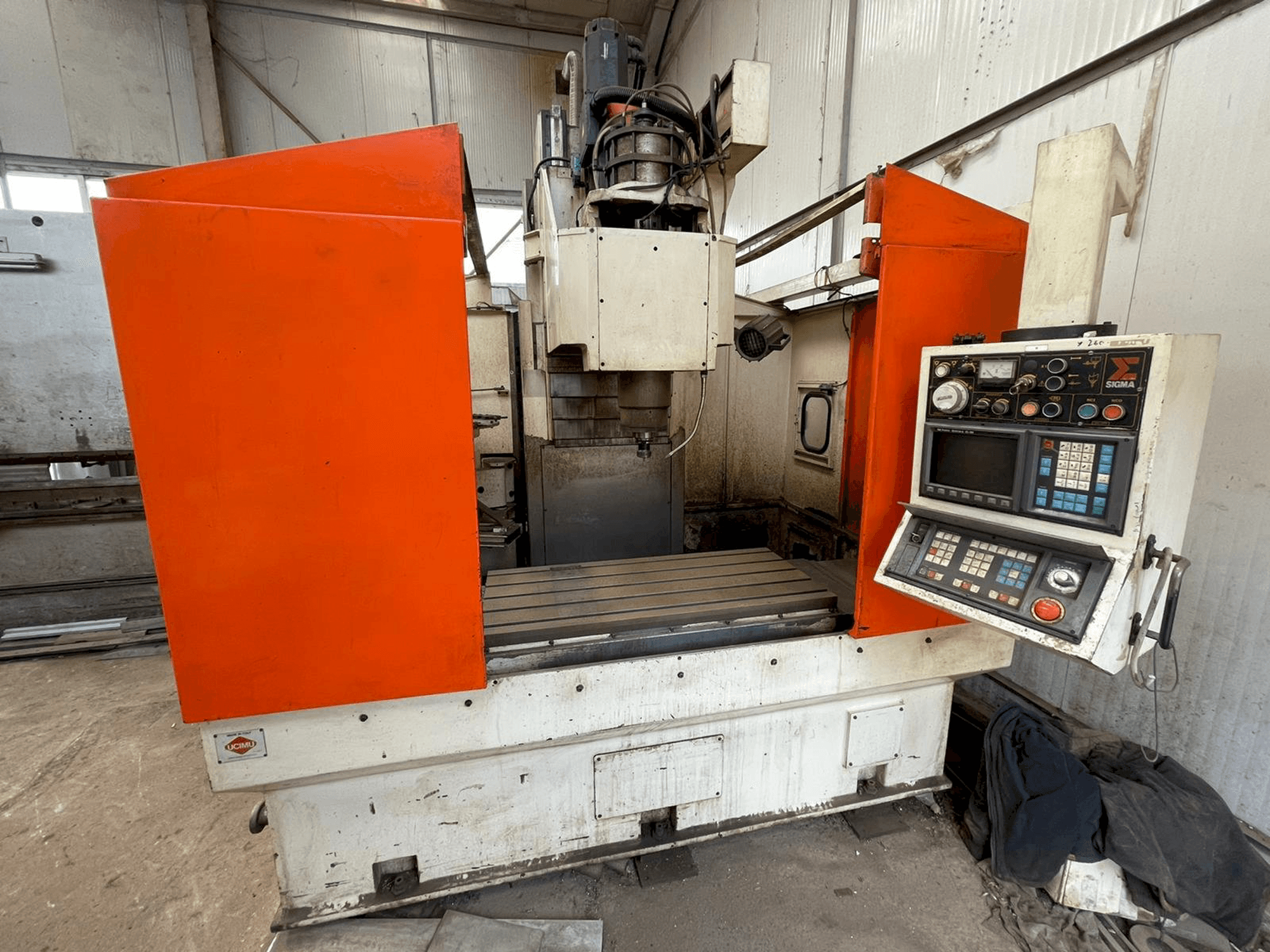 Frontansicht der Sigma MISSION 3 Maschine