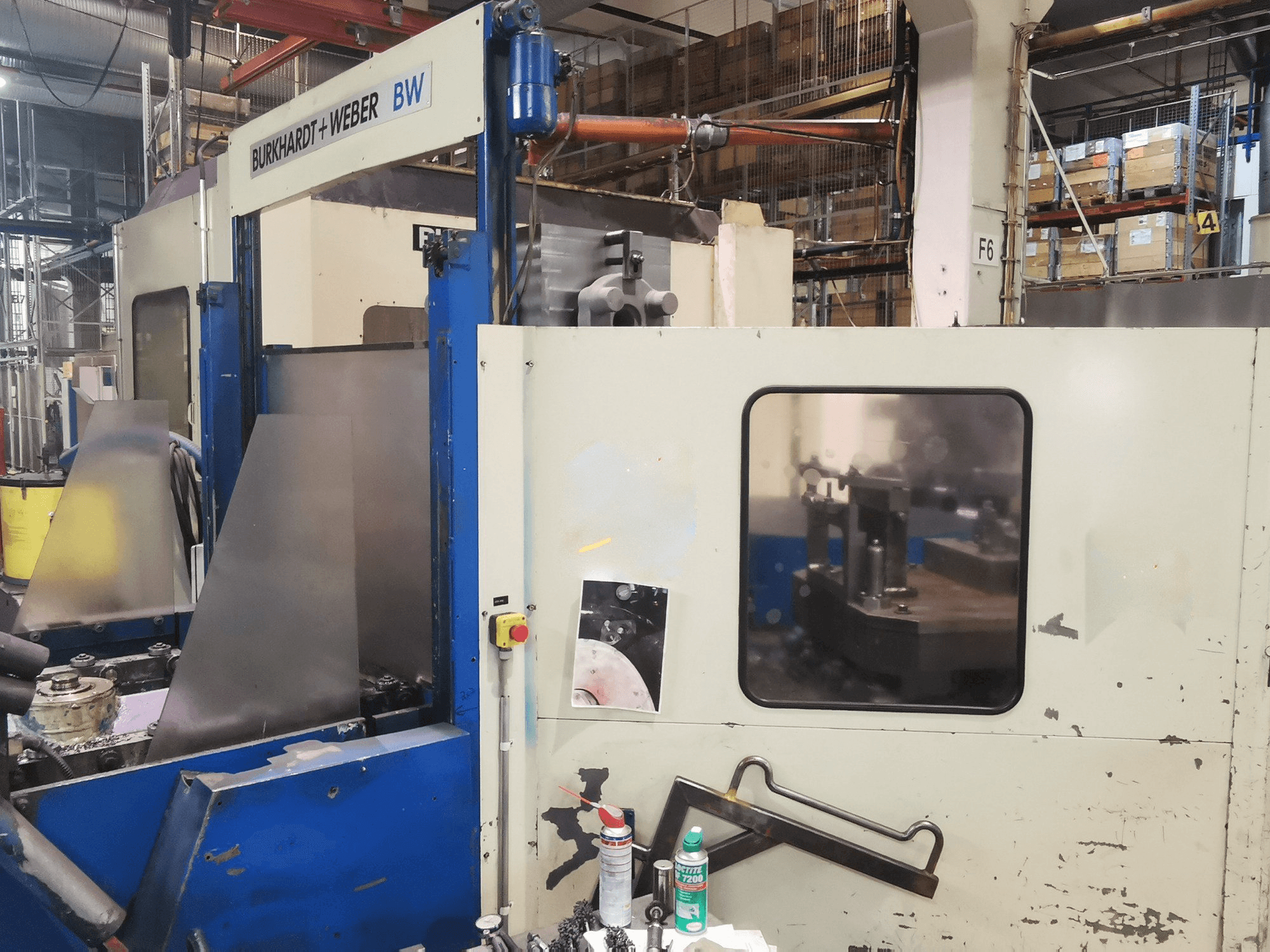 Frontansicht der Burkhardt-Weber MC80 Maschine