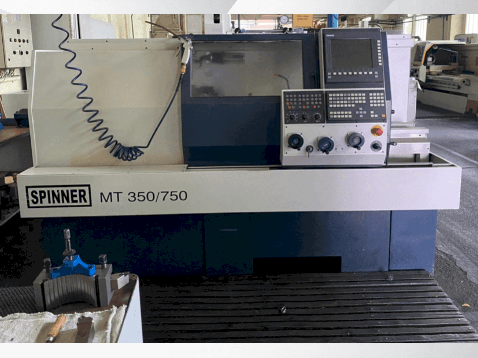 Frontansicht der SPINNER MT 350/750 Maschine