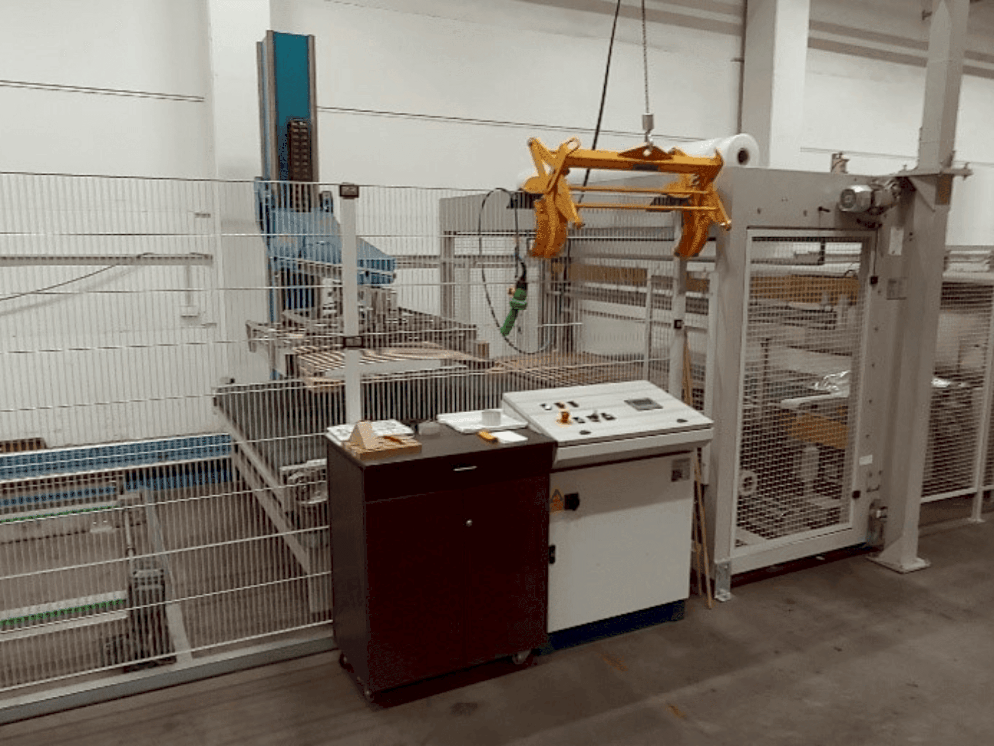 Frontansicht der ERREGI 300 LP Maschine