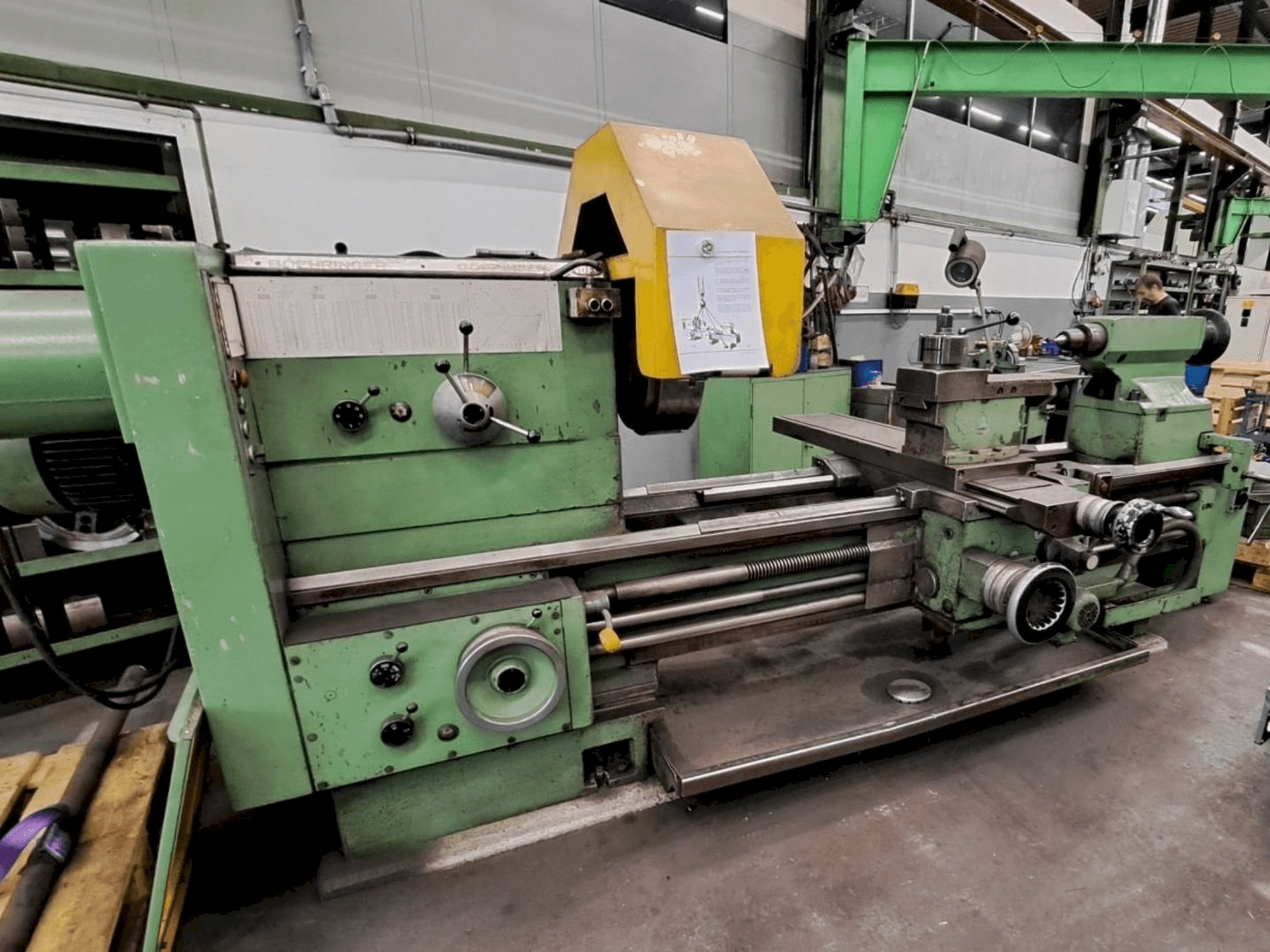 Frontansicht der BOEHRINGER VDF V 800 Maschine