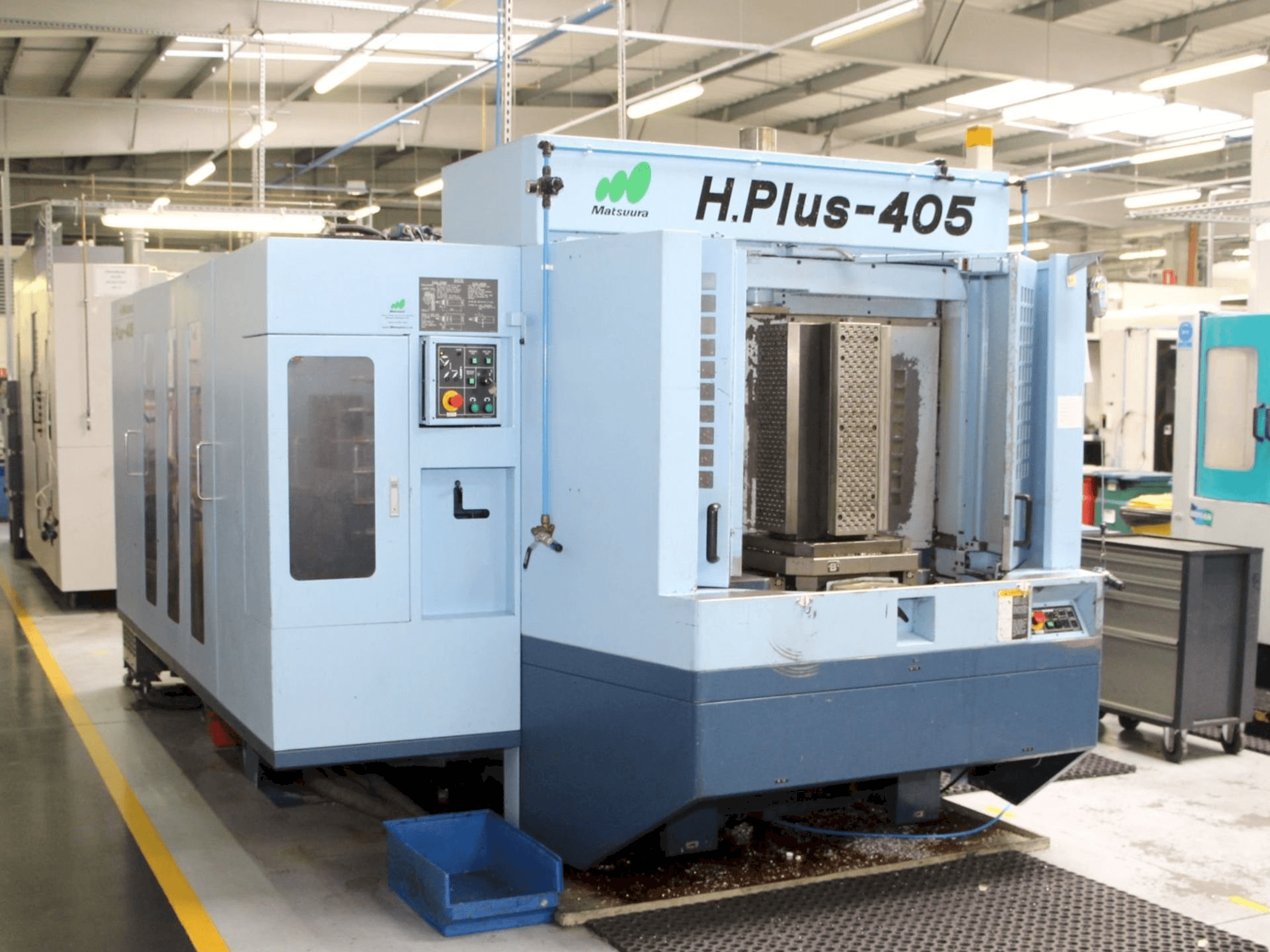 Frontansicht der Matsuura H-Plus 405 Maschine