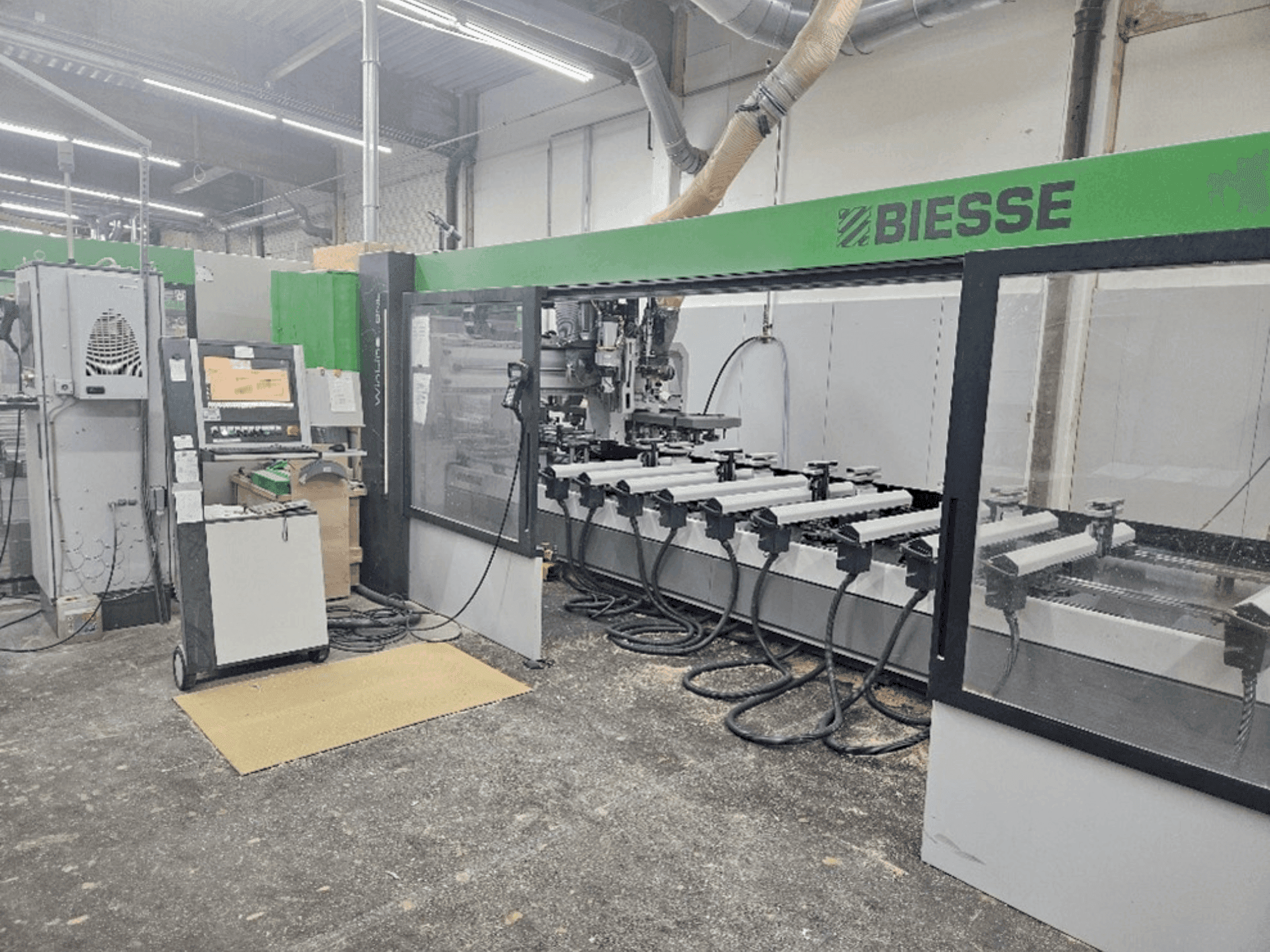 Frontansicht der BIESSE WINDOW PRODUCTION LINE WEINIG / BIESSE Maschine
