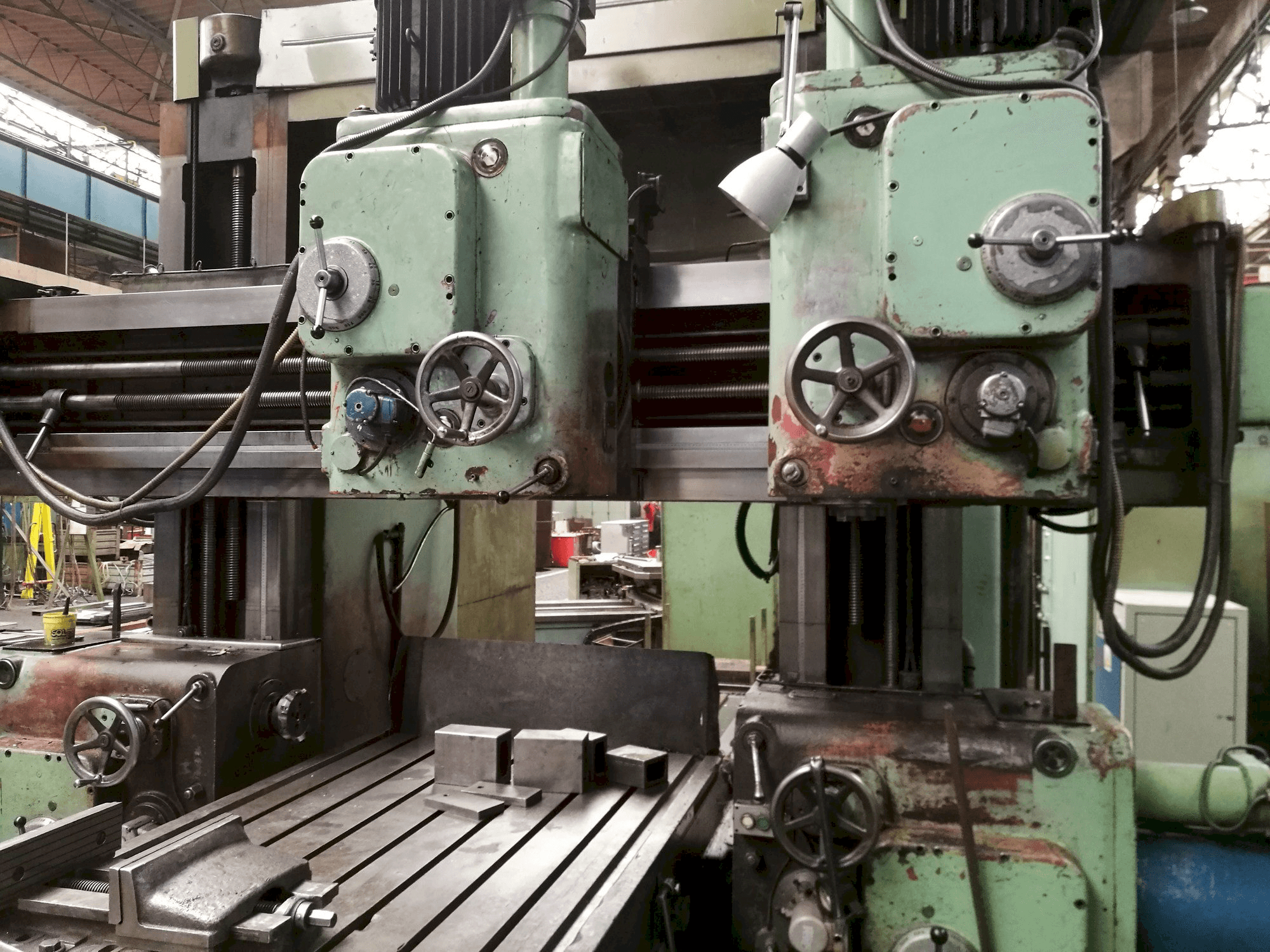 Frontansicht der ZPS FP 16 Maschine