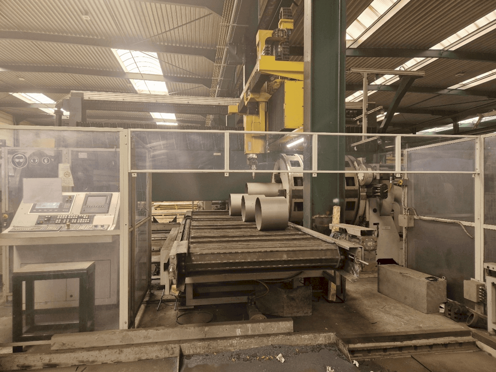 Frontansicht der TTM FL 600 3D Maschine