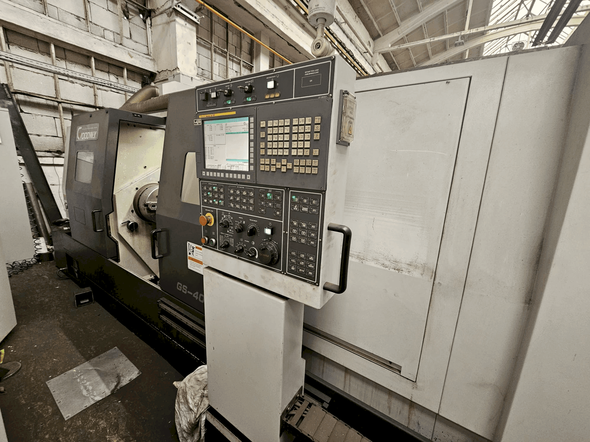 Frontansicht der Goodway GS-4000LM Maschine