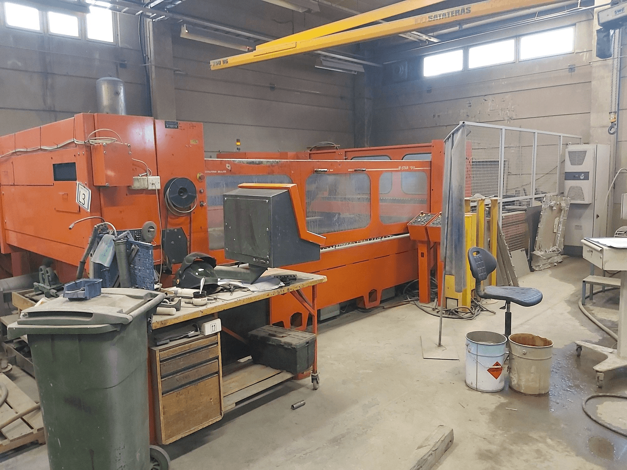Frontansicht der Bystronic BTL 3500 Maschine