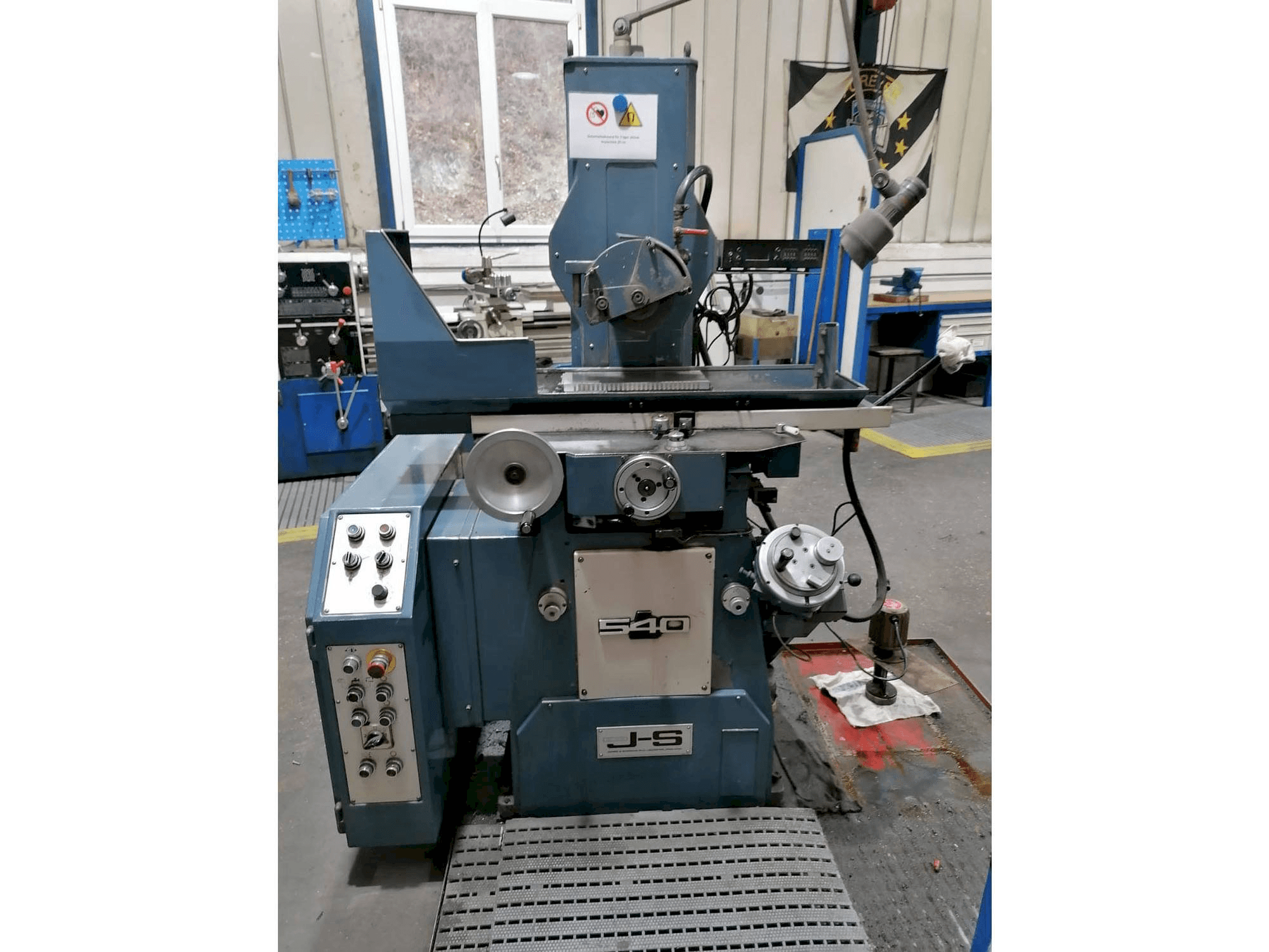 Frontansicht der Jones & Shipman 540 Maschine