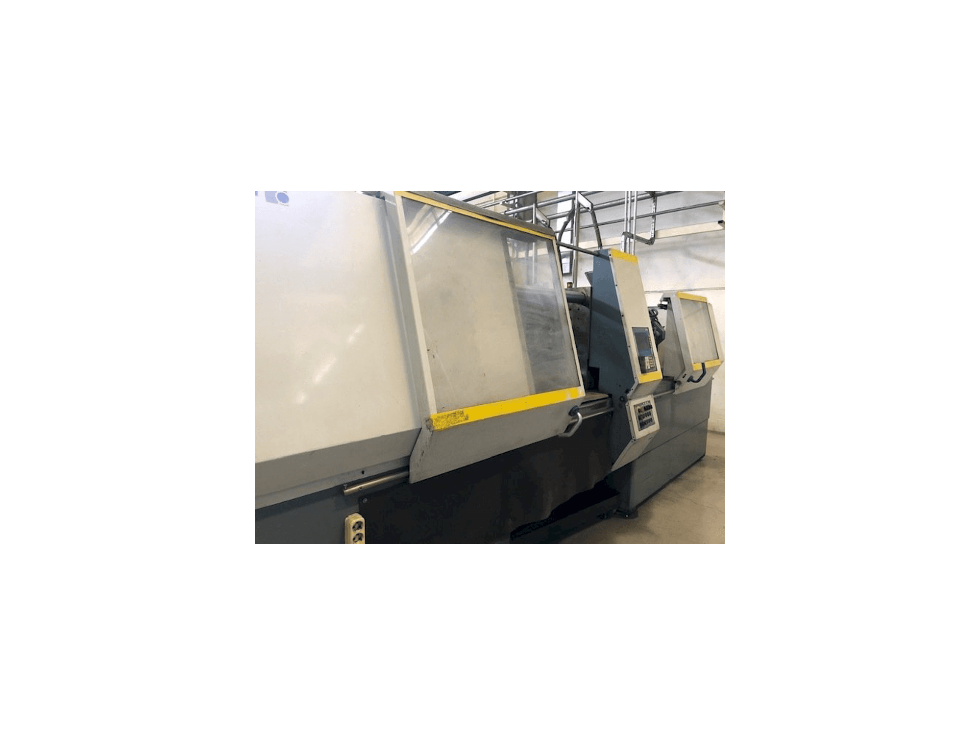 Frontansicht der Battenfeld BA 1300/630 CDC Maschine