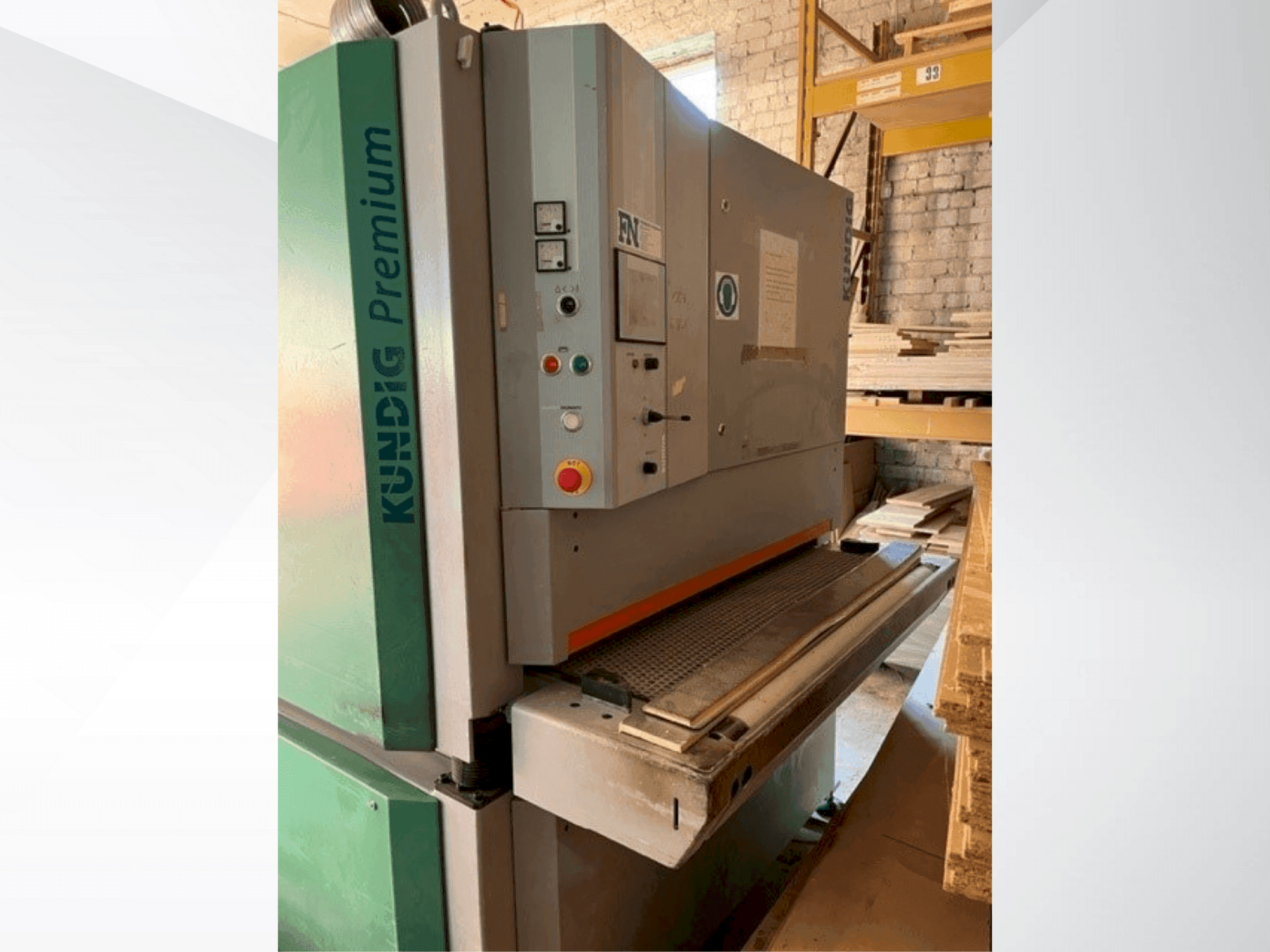 Frontansicht der Kundig Premium-2 1100-RE Maschine