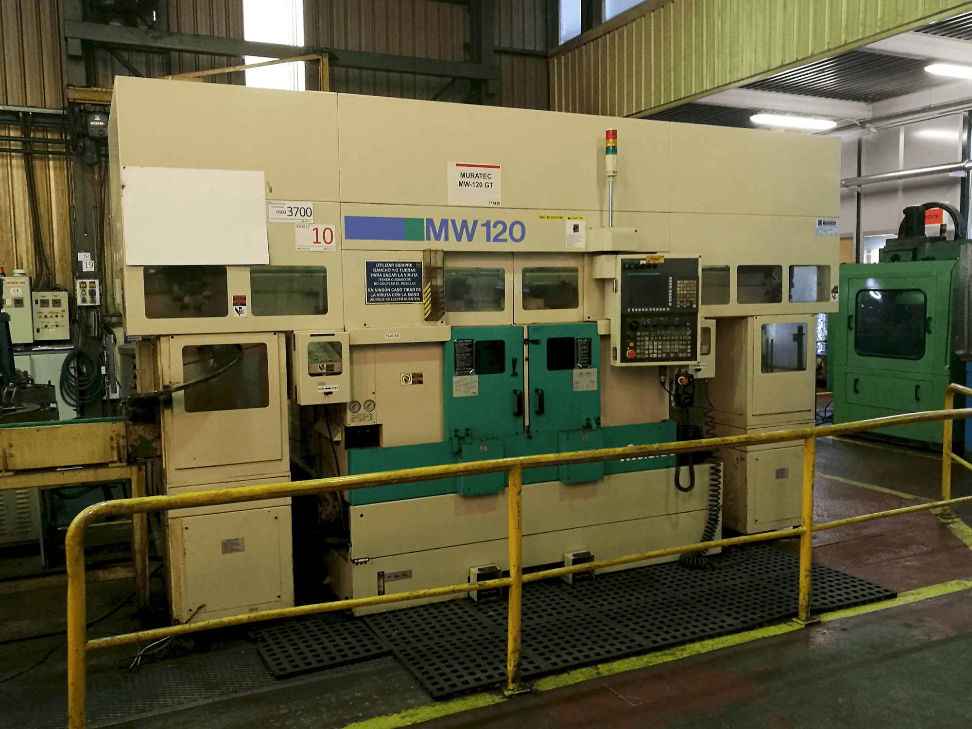 Frontansicht der MURATA Muratec MW 120 Maschine