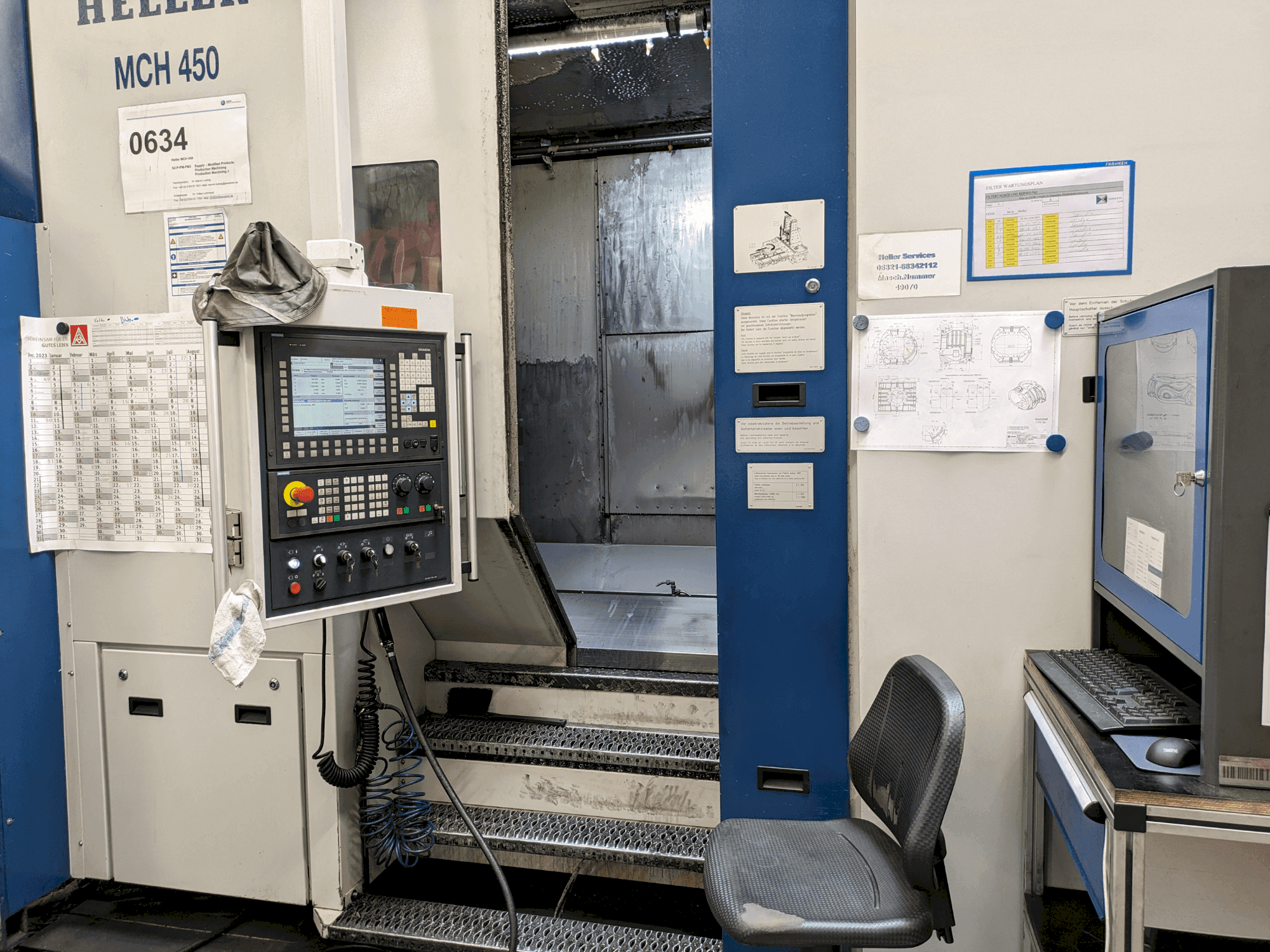 Frontansicht der HELLER MCH 450 Maschine