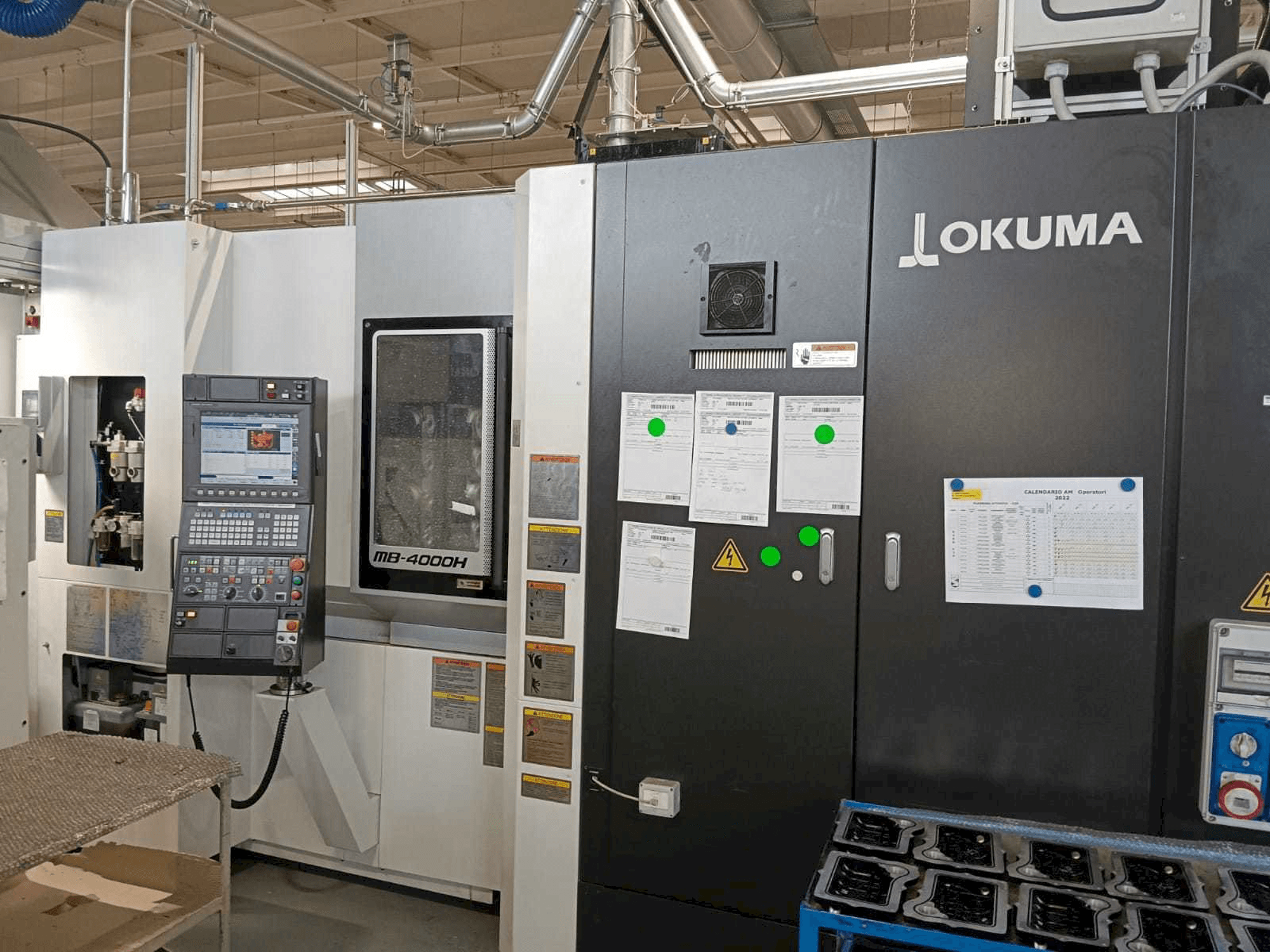 Frontansicht der Okuma MB-4000H Maschine