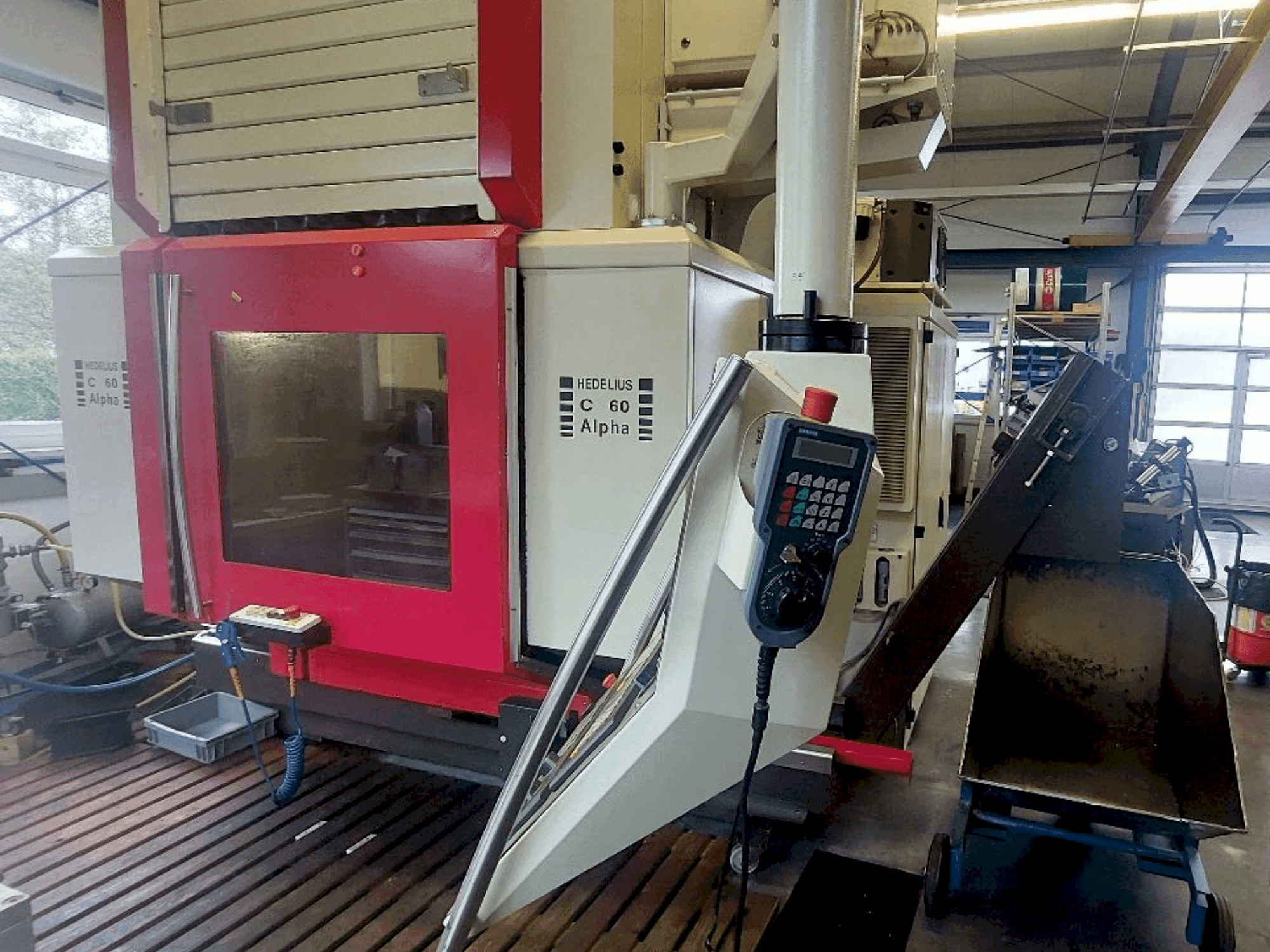 Frontansicht der HEDELIUS C60 ALPHA 800 Maschine