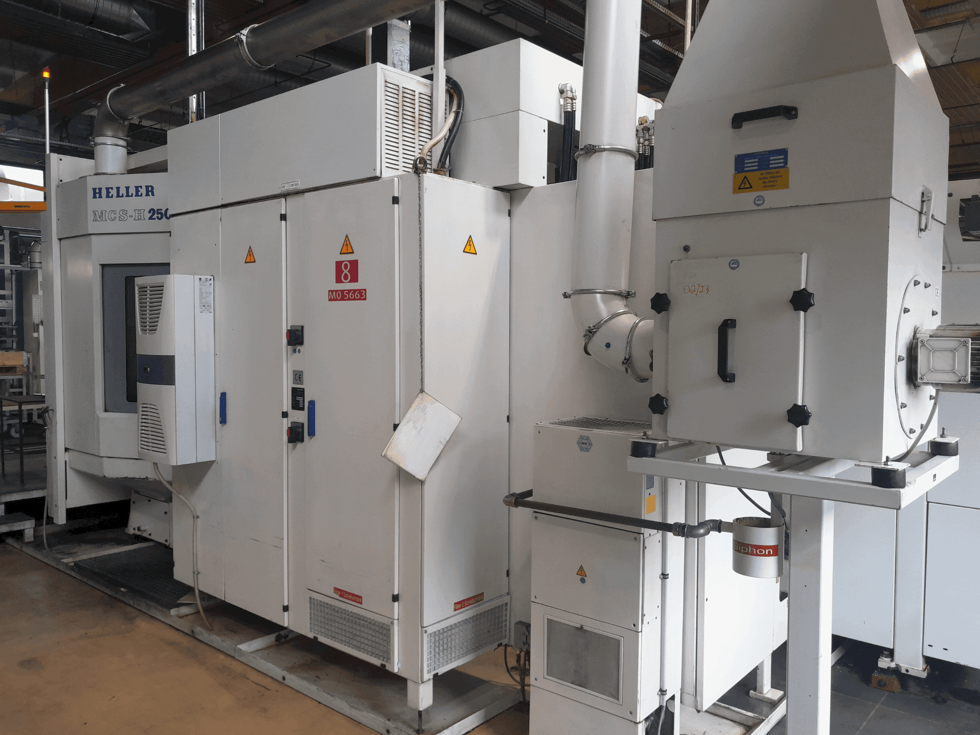 Frontansicht der HELLER MCS-H 250 Maschine