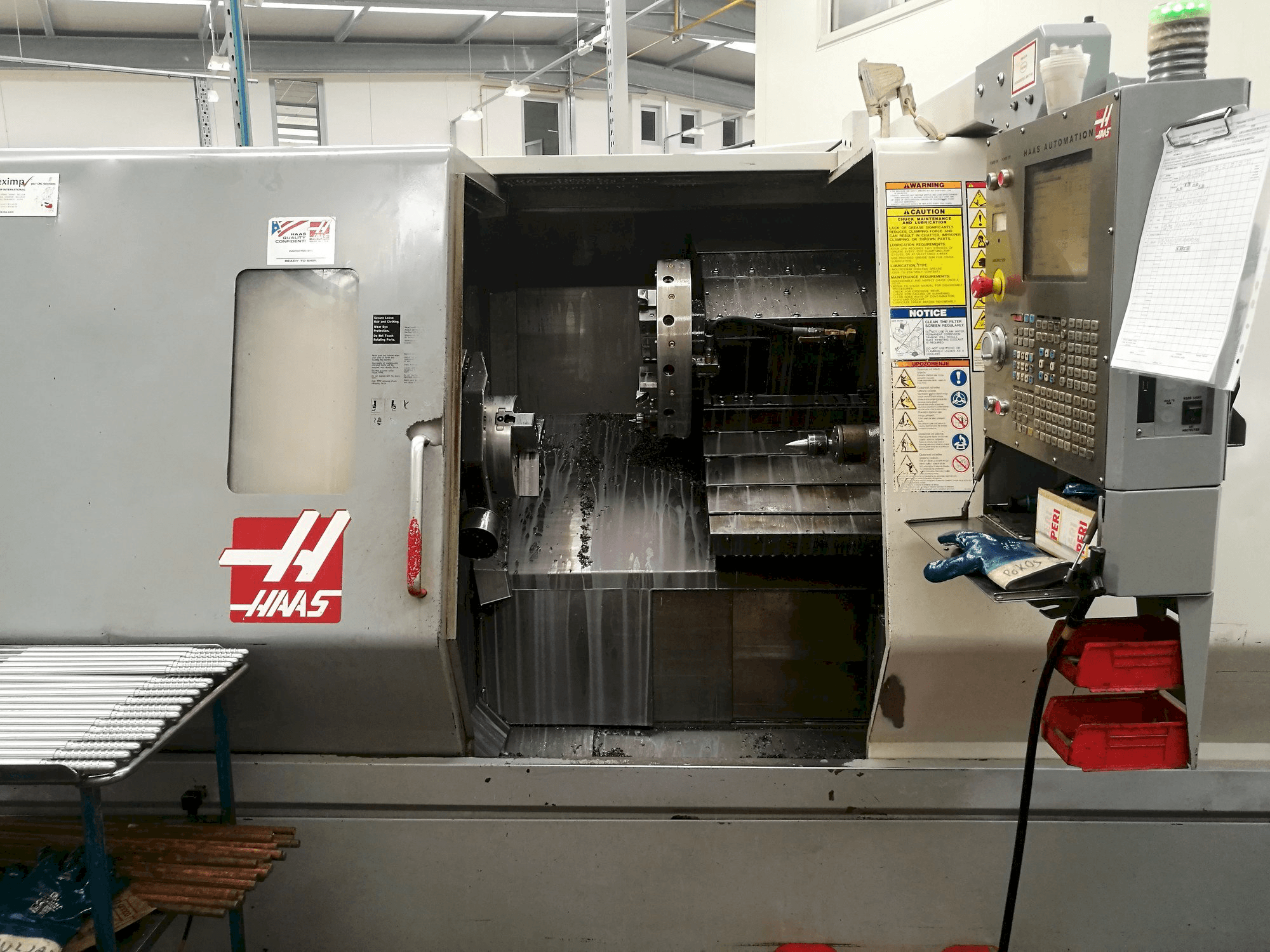 Frontansicht der HAAS SL-30THE Maschine