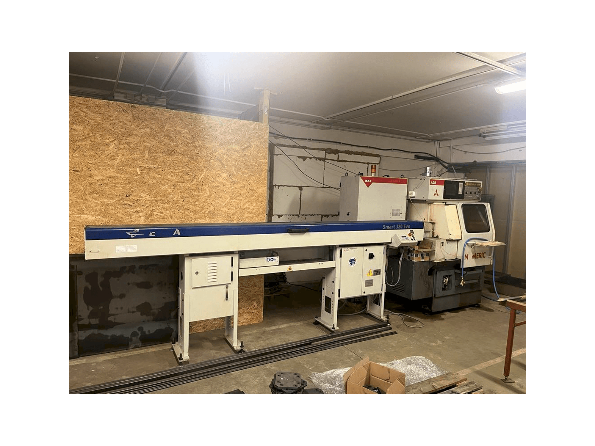Frontansicht der KOVOSVIT MAS Numeric A26 CNC Maschine