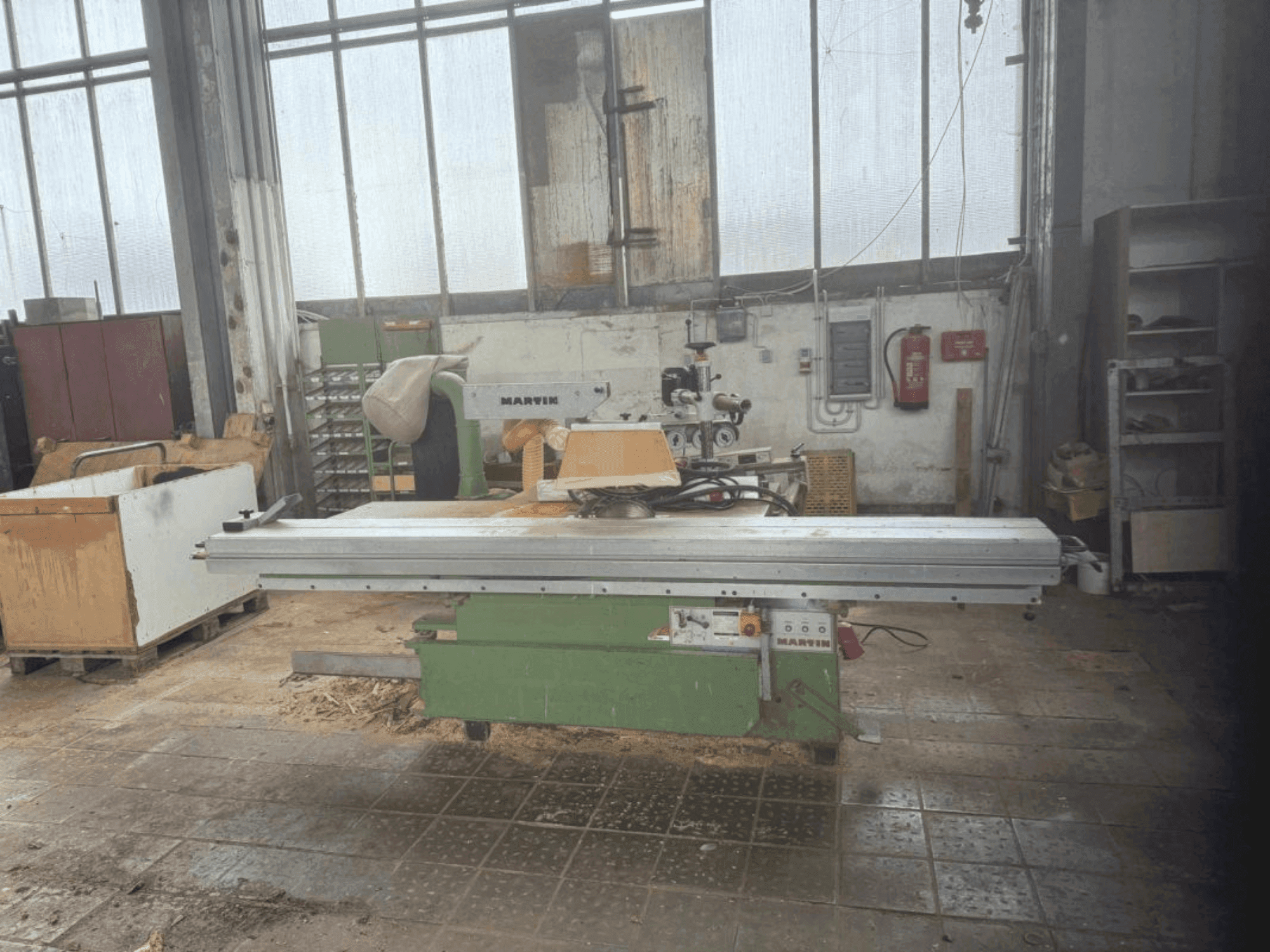 Frontansicht der Martin T72 Maschine