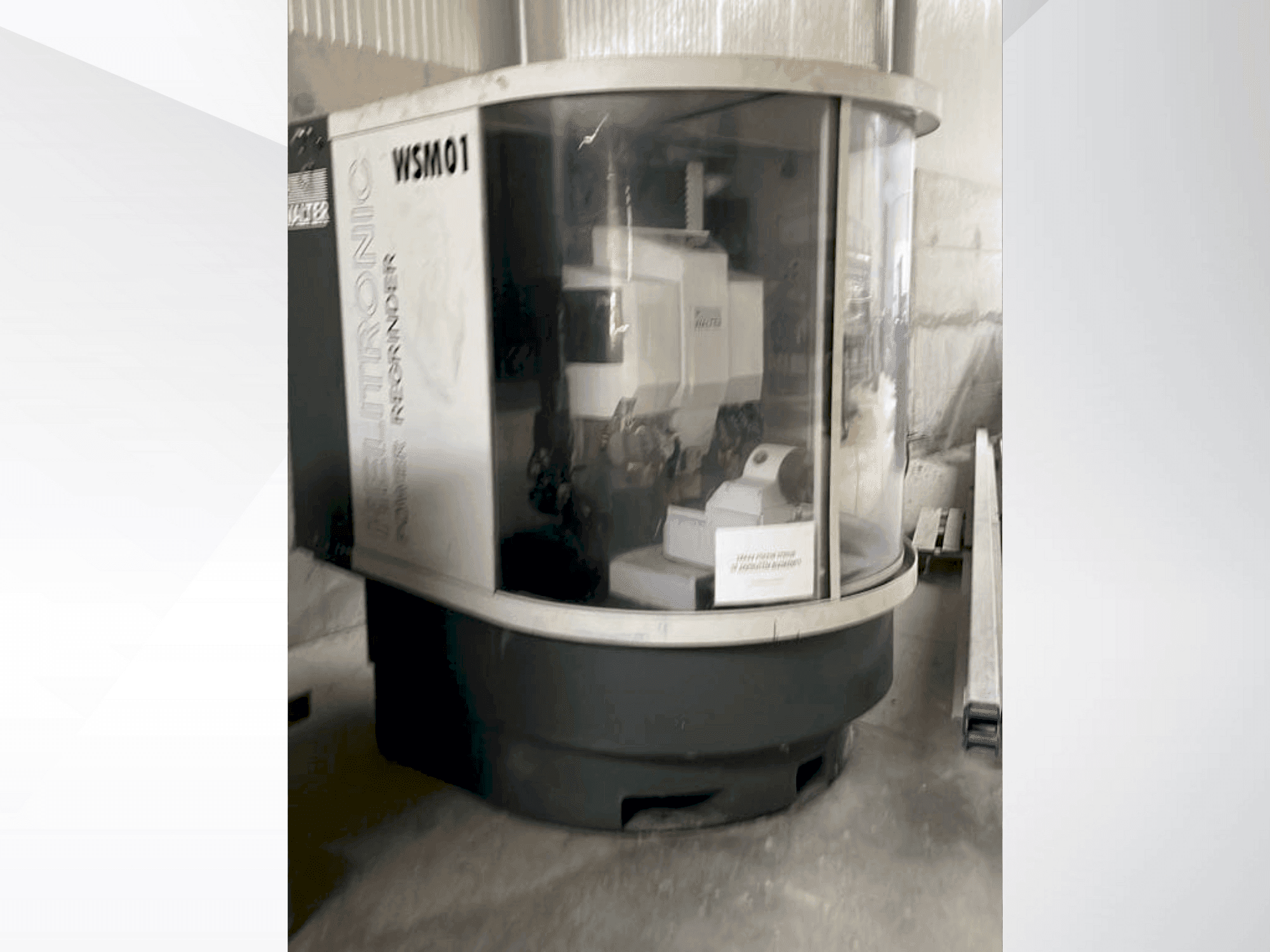 Frontansicht der WALTER Helitronic Power Regrinder Maschine