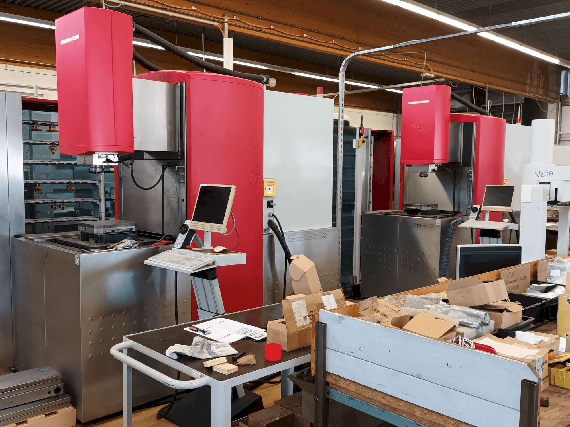 Frontansicht der Zimmer+Kreim Genius 700 Maschine