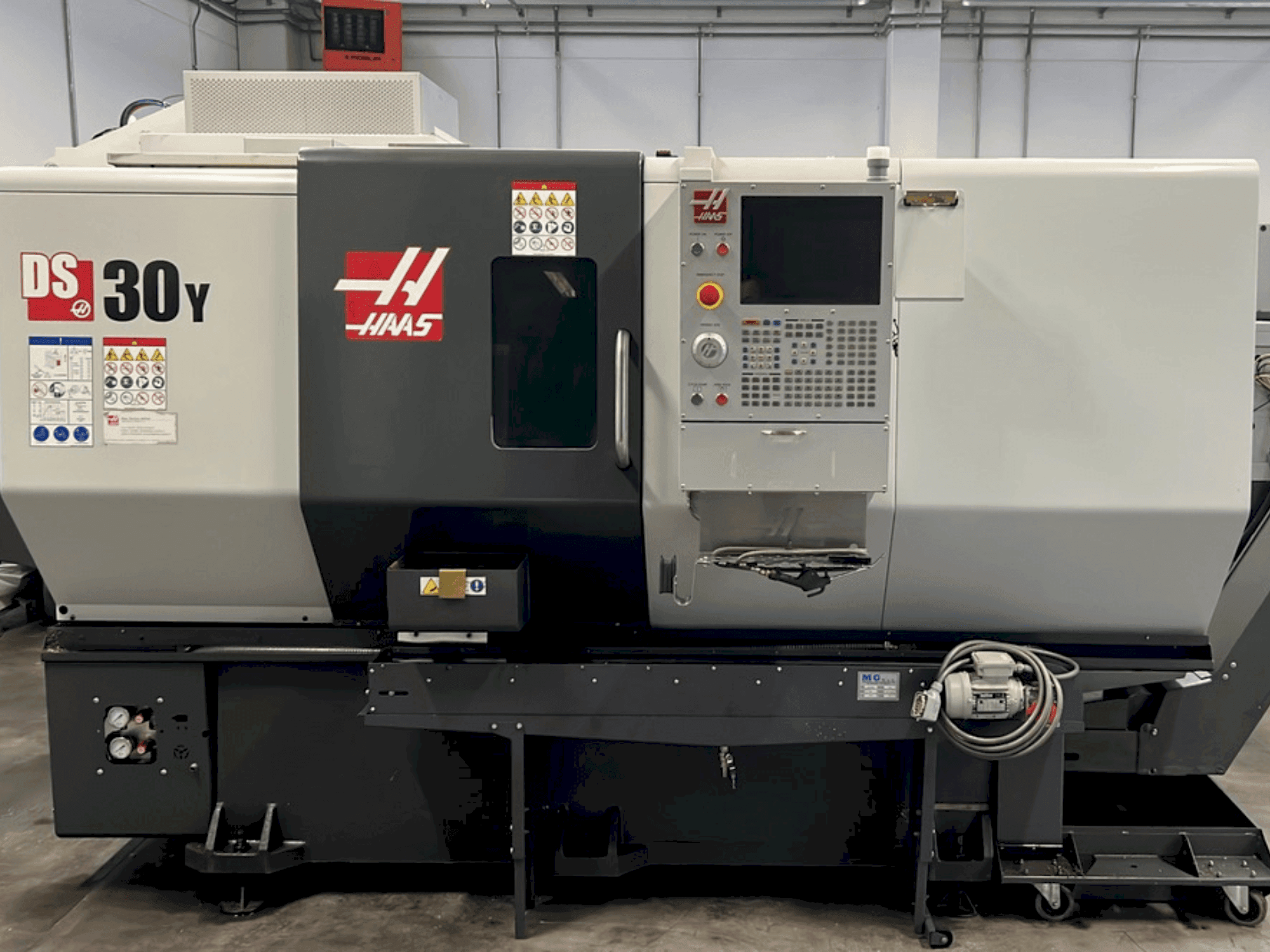 Frontansicht der HAAS DS30Y Maschine