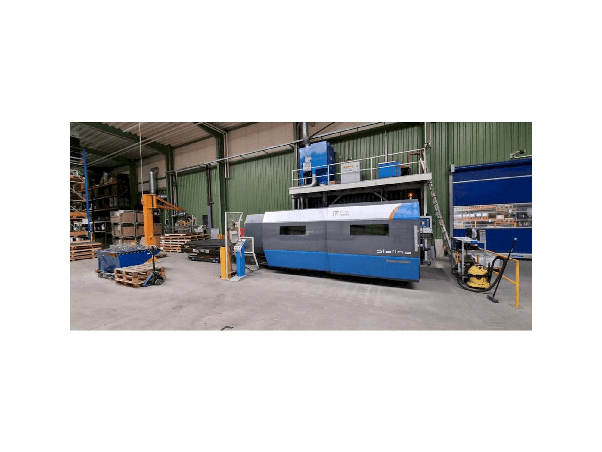 Frontansicht der Prima Power Platino Fiber Maschine