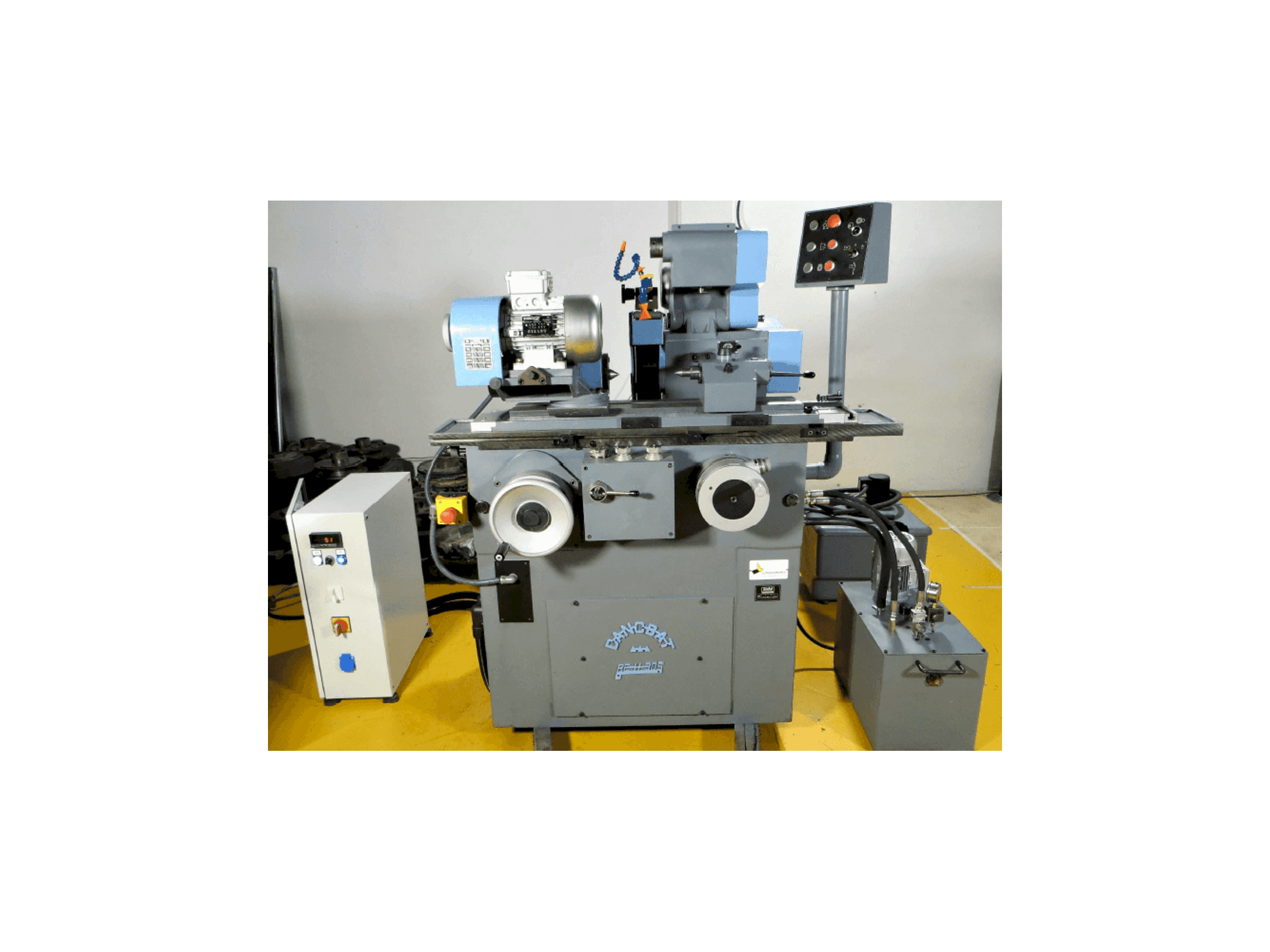 Frontansicht der DANOBAT RE H 305 Maschine