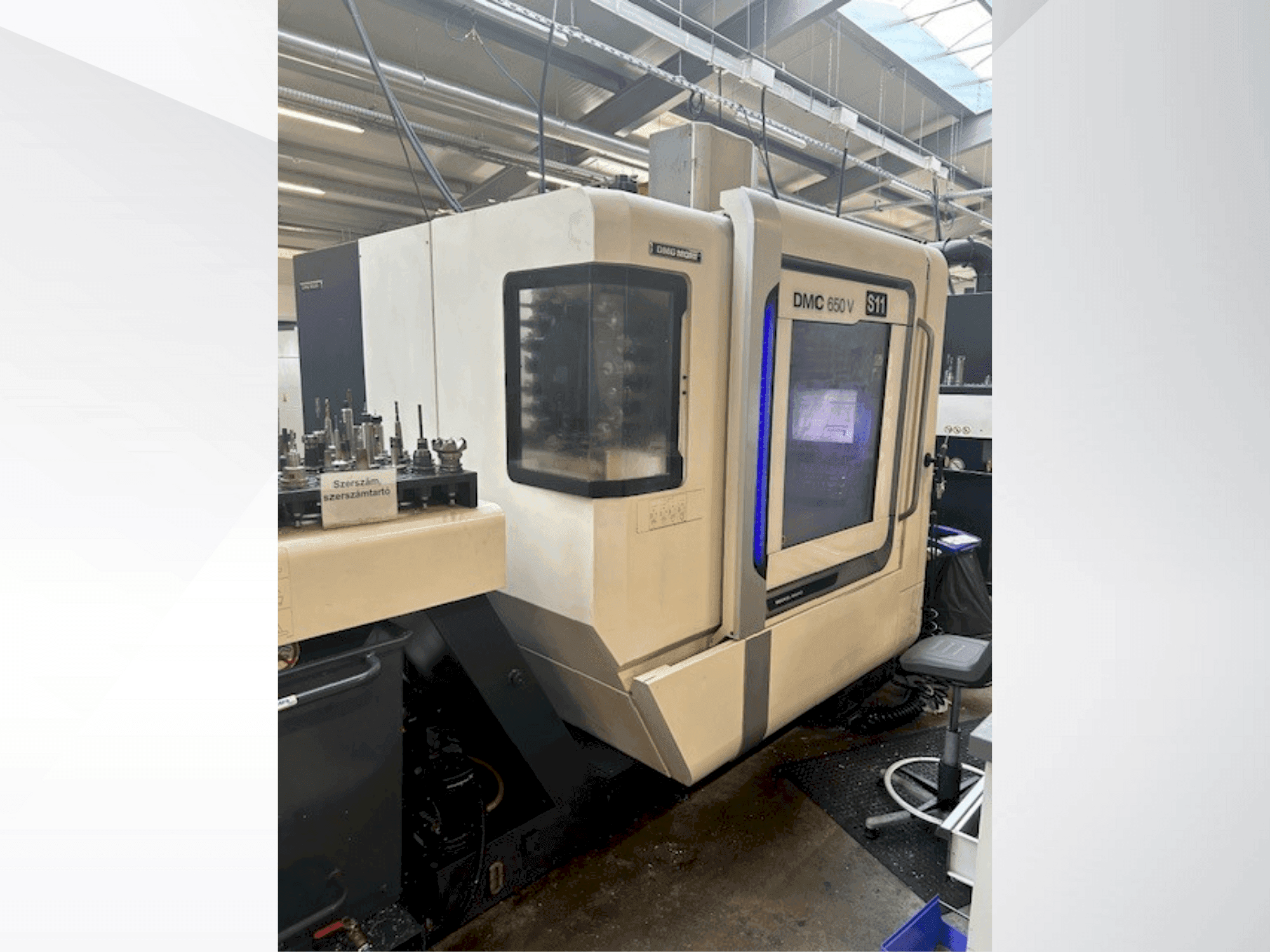 Frontansicht der DMG MORI DMC 650 V Maschine