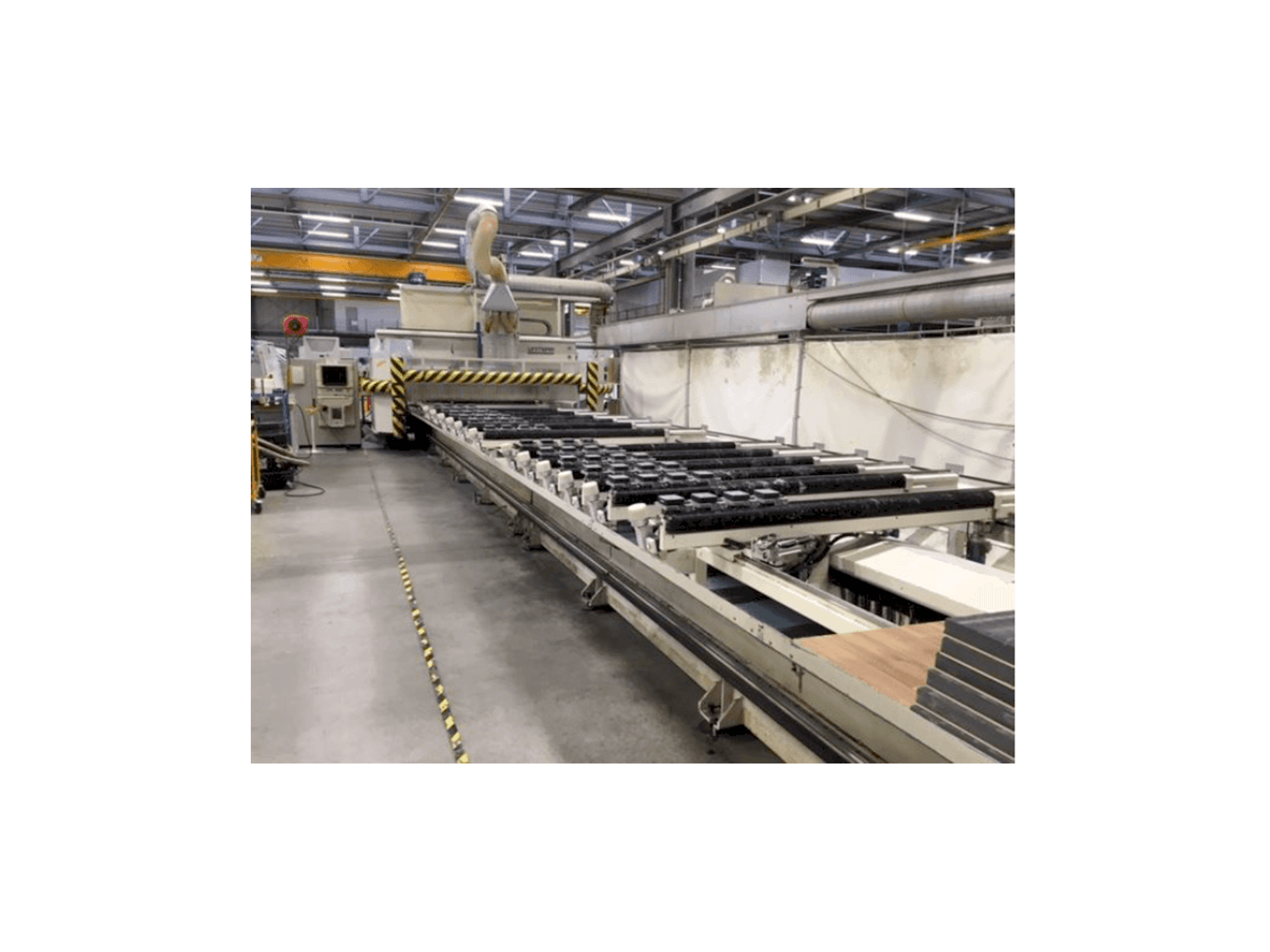 Linke Seitenansicht der Uniteam 5 achs Maschine