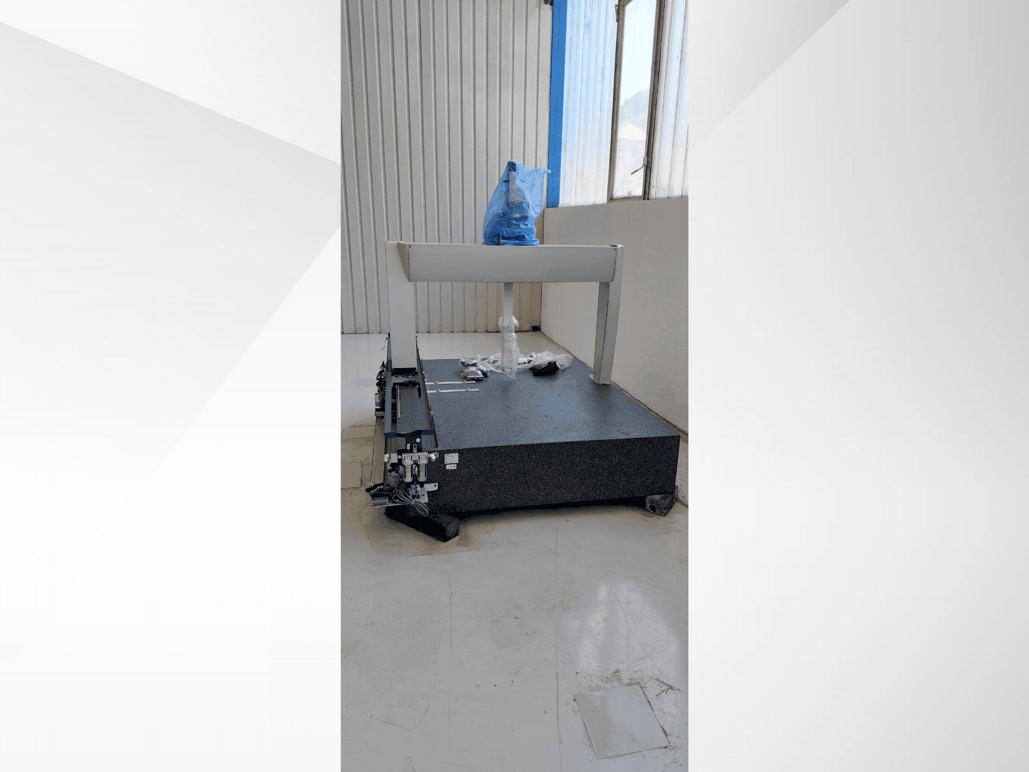 Frontansicht der ZEISS SPECTRUM 10/16/6 Maschine