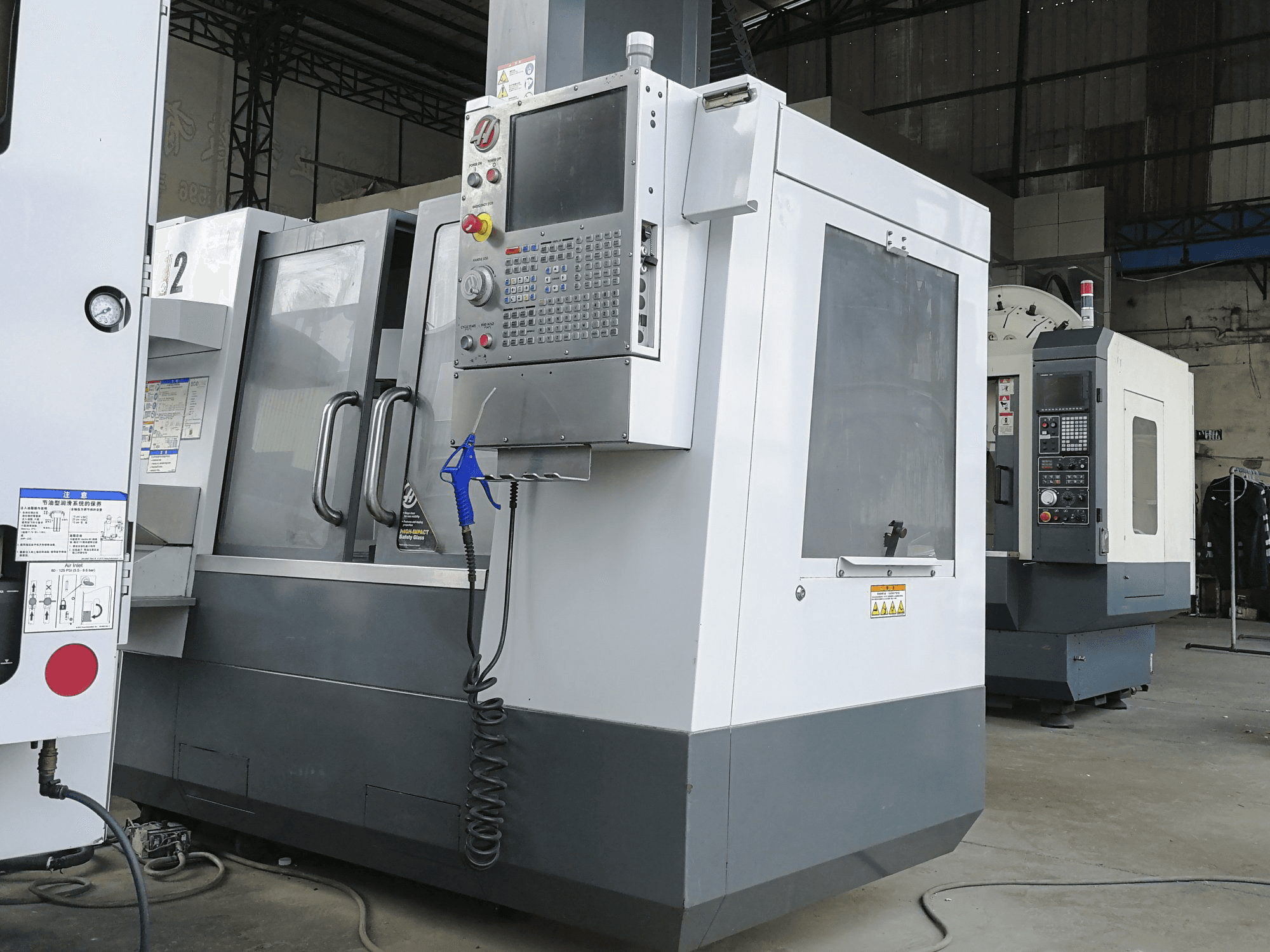 Rechte Ansicht der HAAS VF-2 Maschine