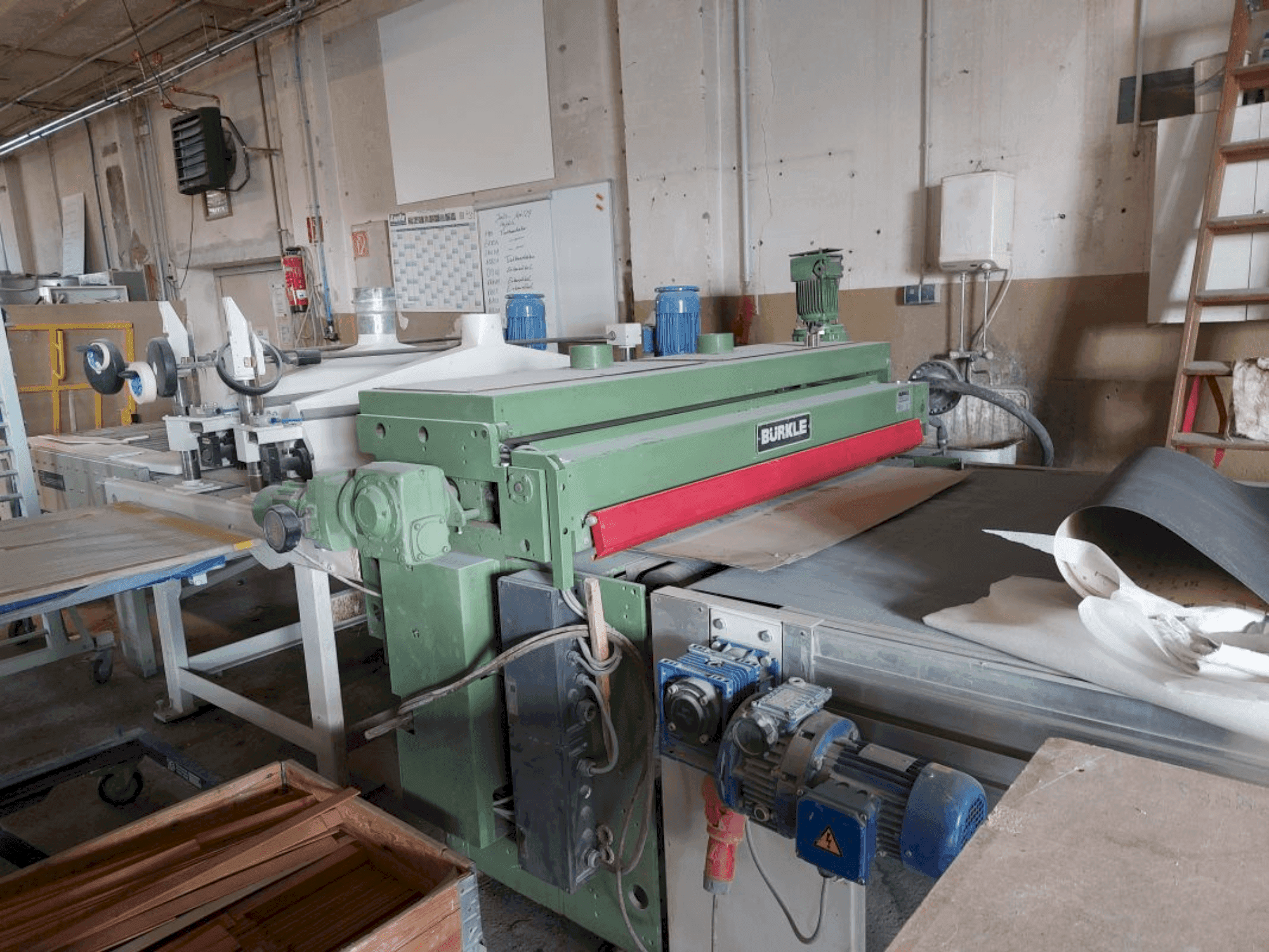 Frontansicht der BÜRKLE DAL 1 1300 Maschine