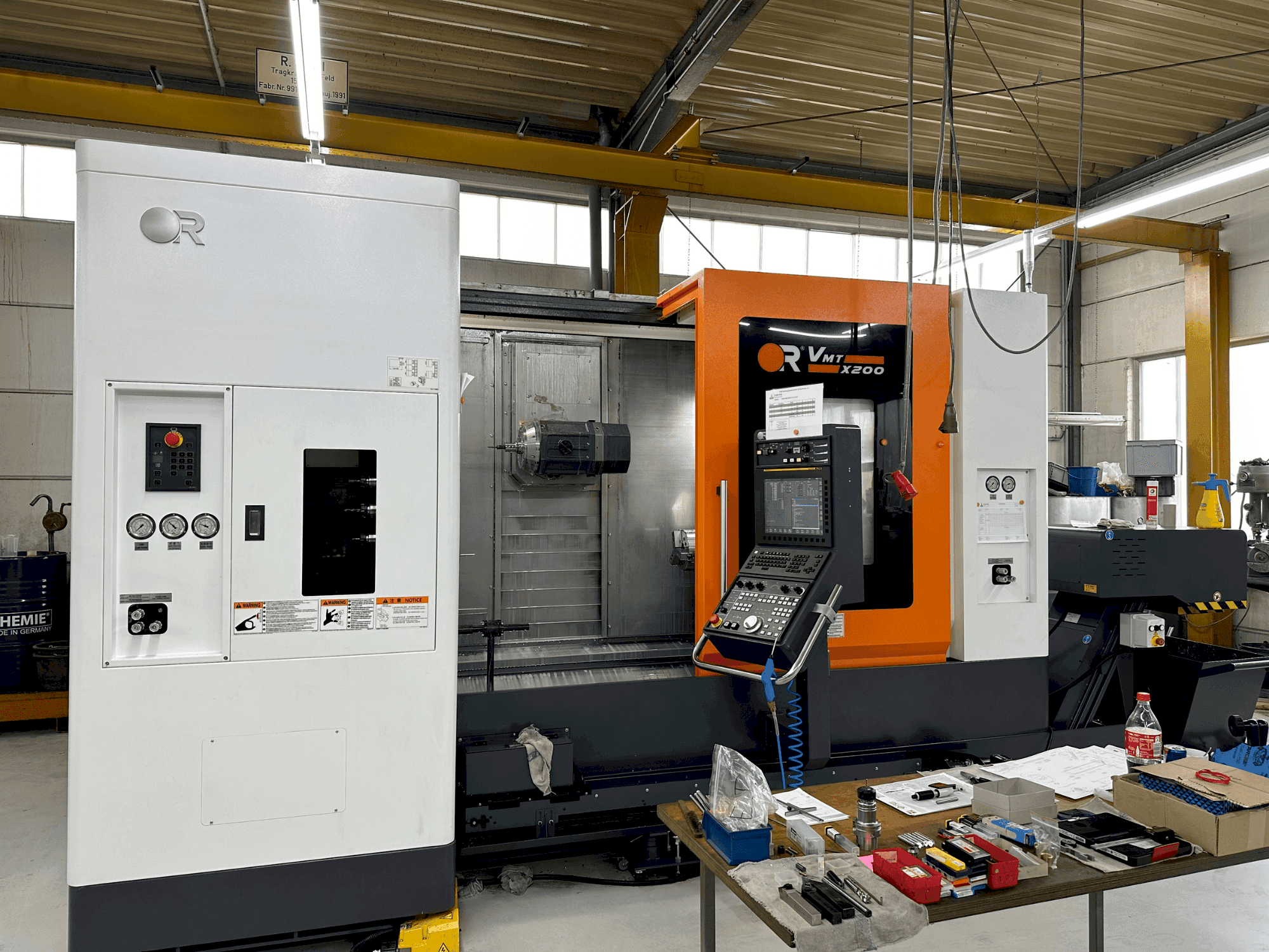 Frontansicht der Victor VMT X200 (2023) Maschine