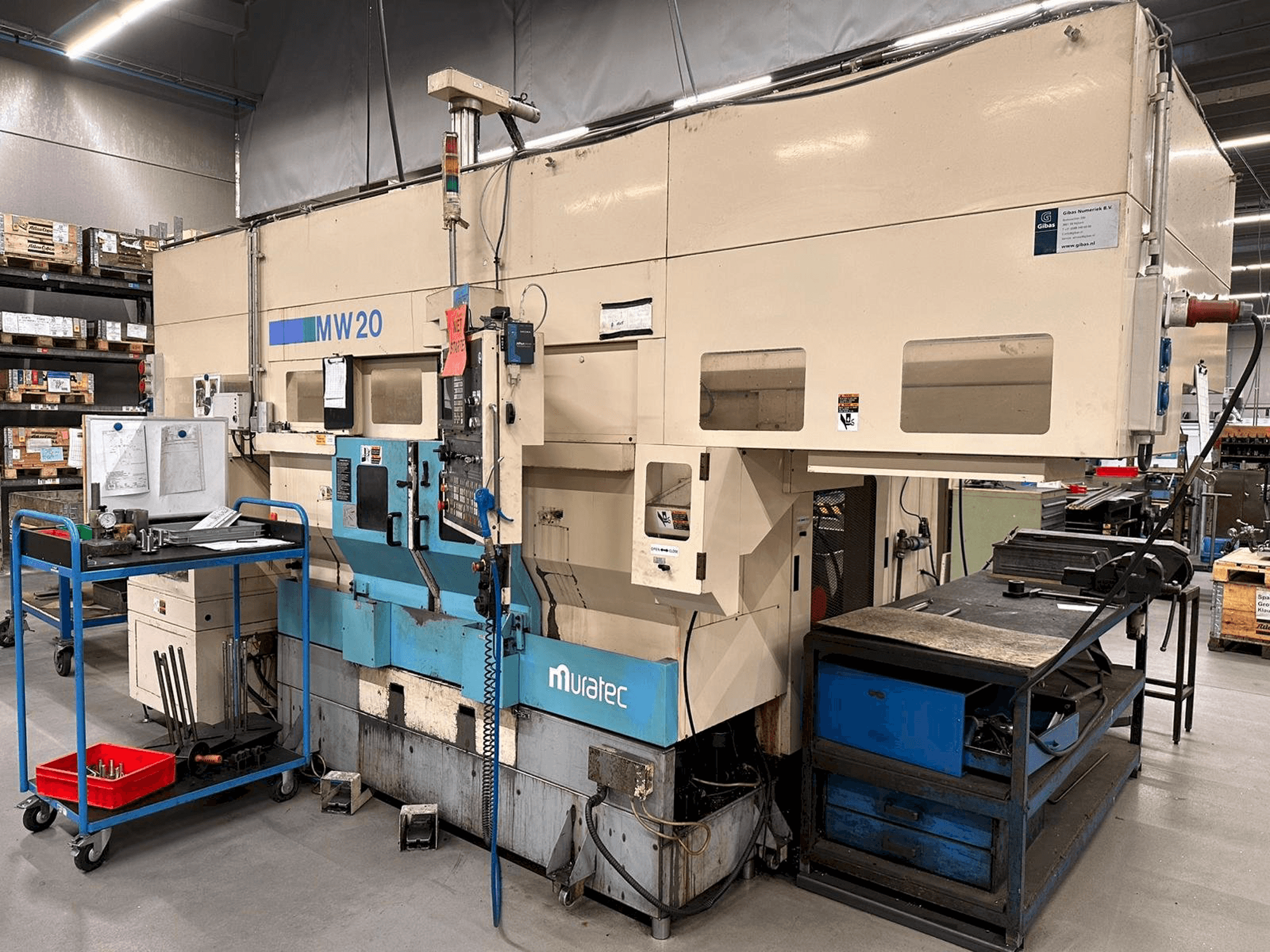 Frontansicht der Muratec MW20 Maschine