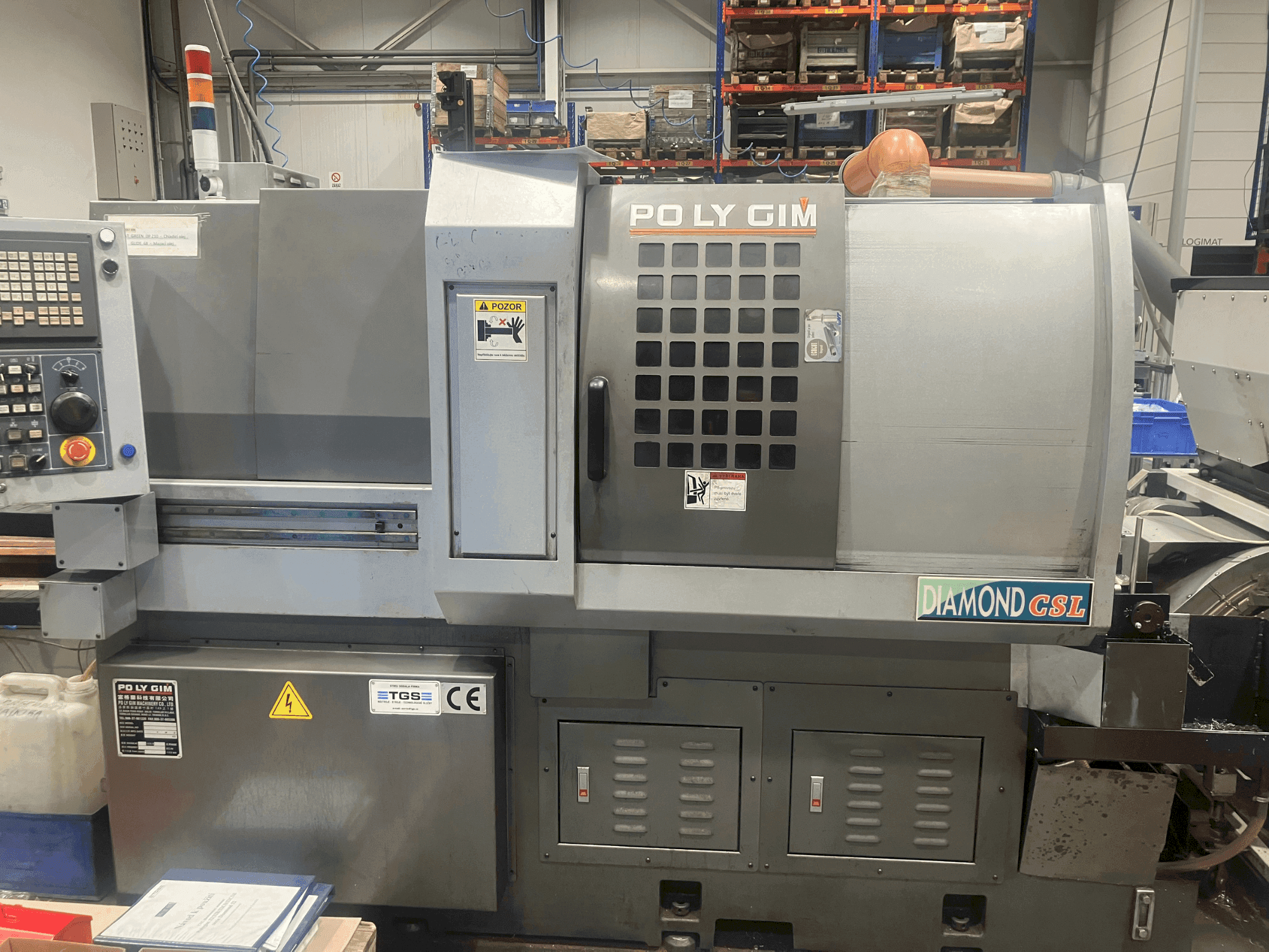 Frontansicht der PO LY GIM Diamond 32CSL Maschine