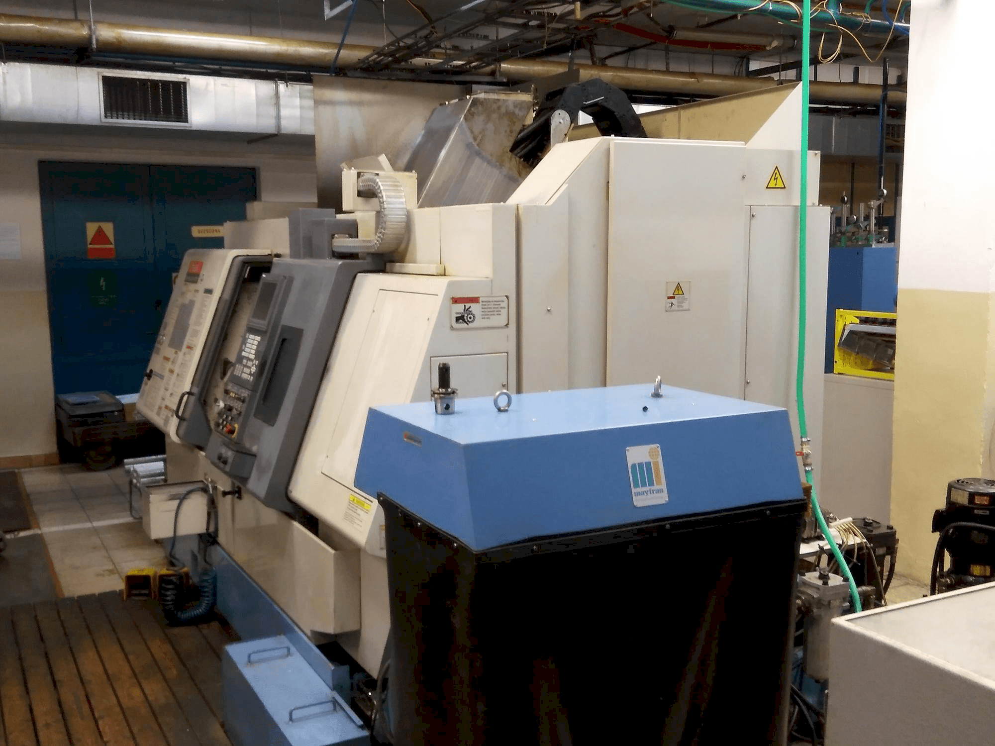 Frontansicht der Mazak Integrex 200-II SY Maschine