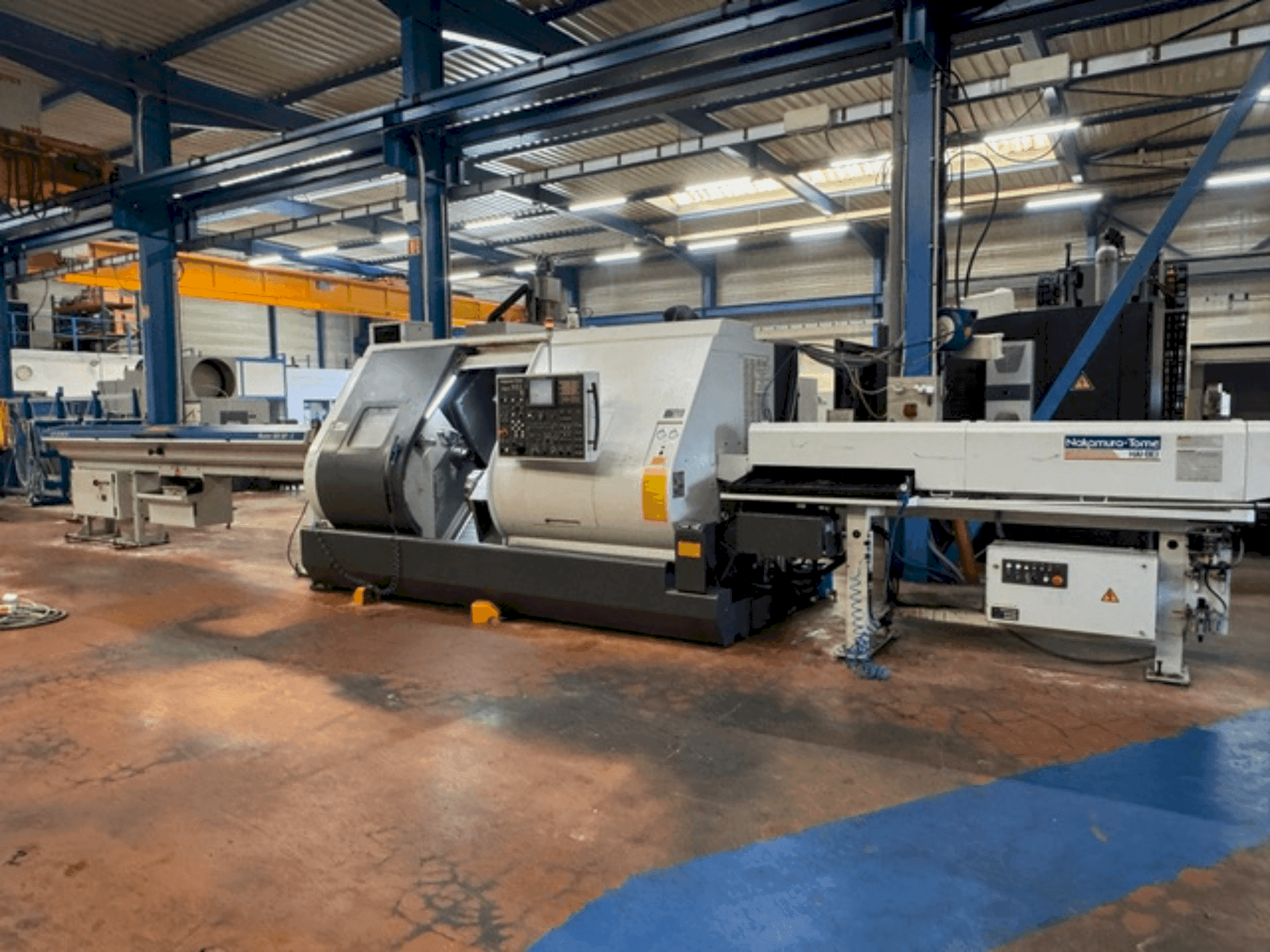 Frontansicht der NAKAMURA-TOME Super NTJ Maschine